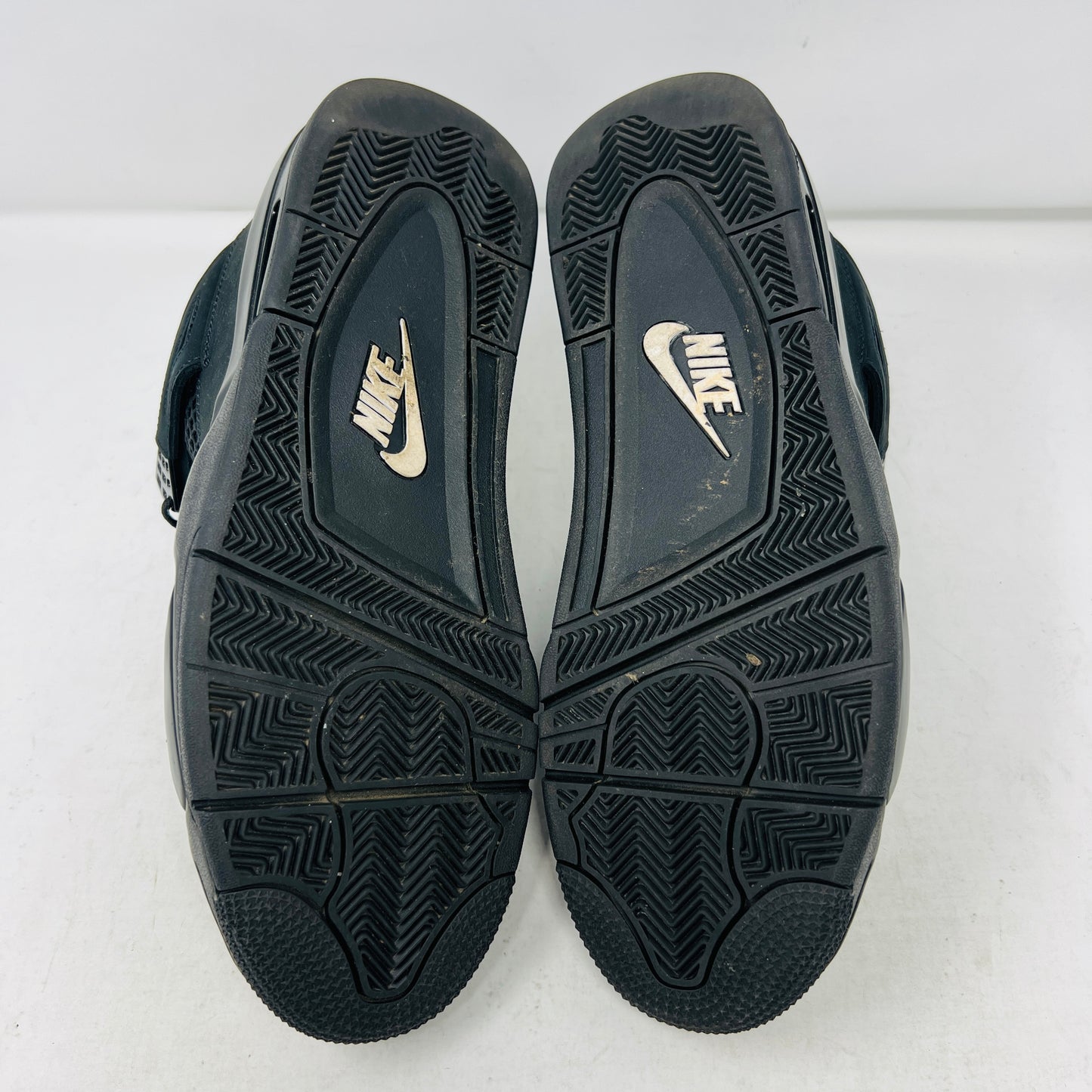 Jordan 4 Retro Black Cat (2025)