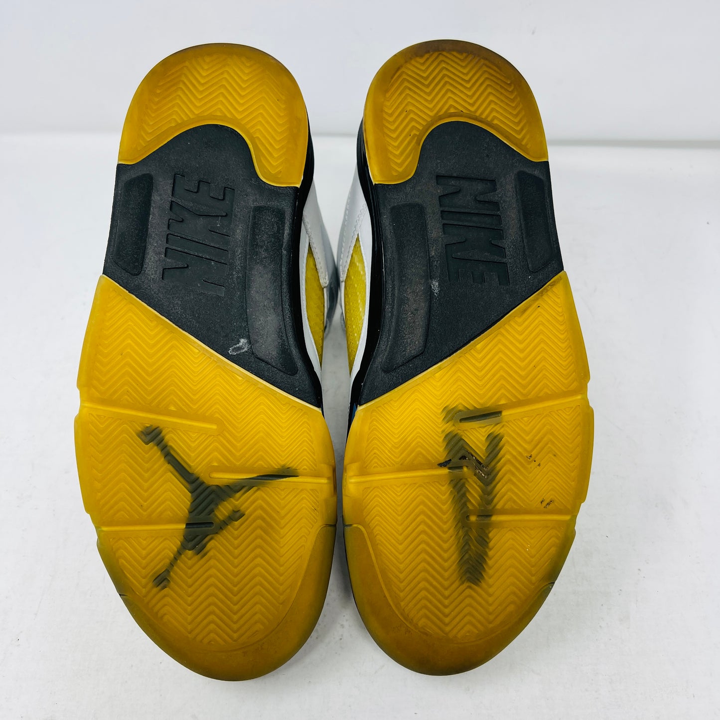 Jordan 5 Retro A Ma Maniére Dawn (Women's)