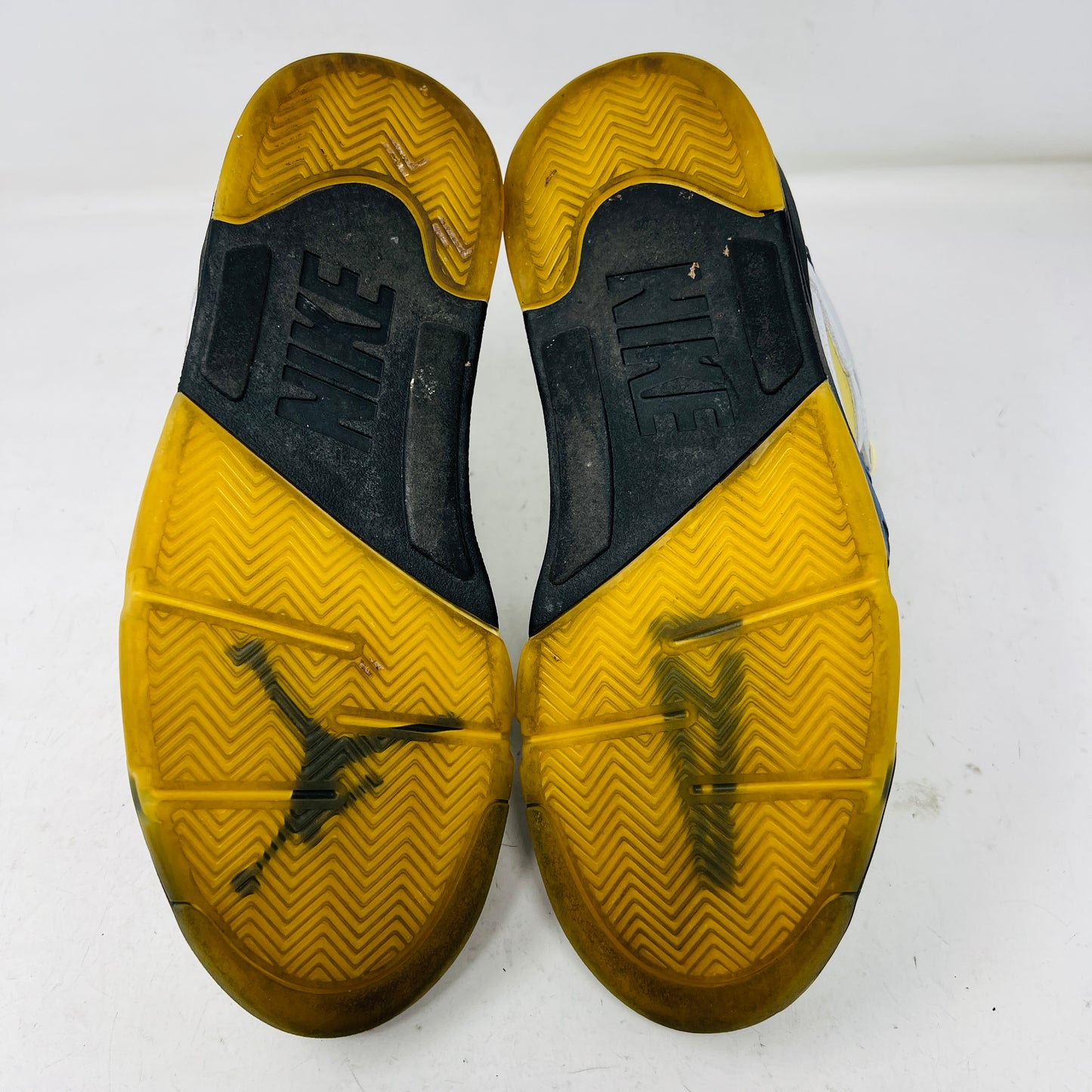 Jordan 5 Retro A Ma Maniére Dawn (Women's)