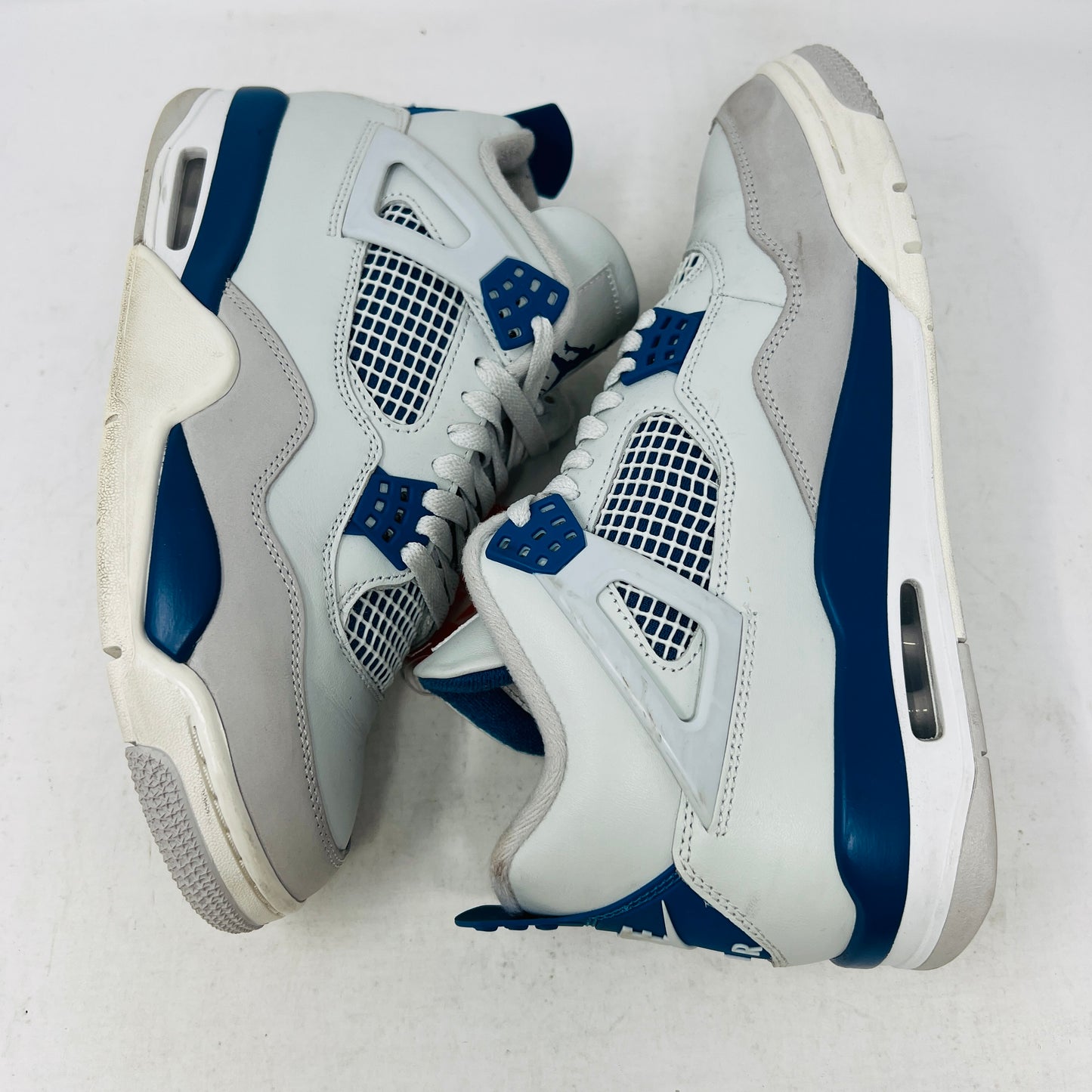 Jordan 4 Retro Military Blue (2024)