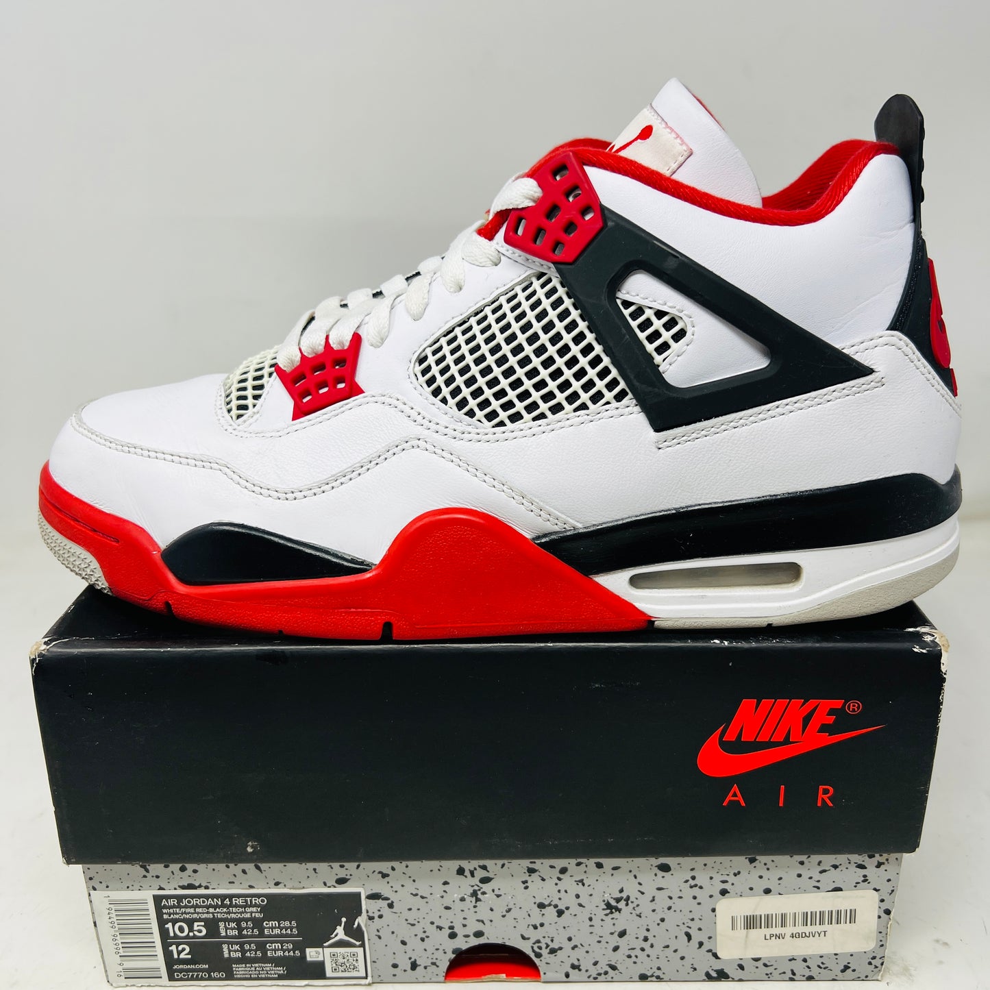 Jordan 4 Retro Fire Red (2020)