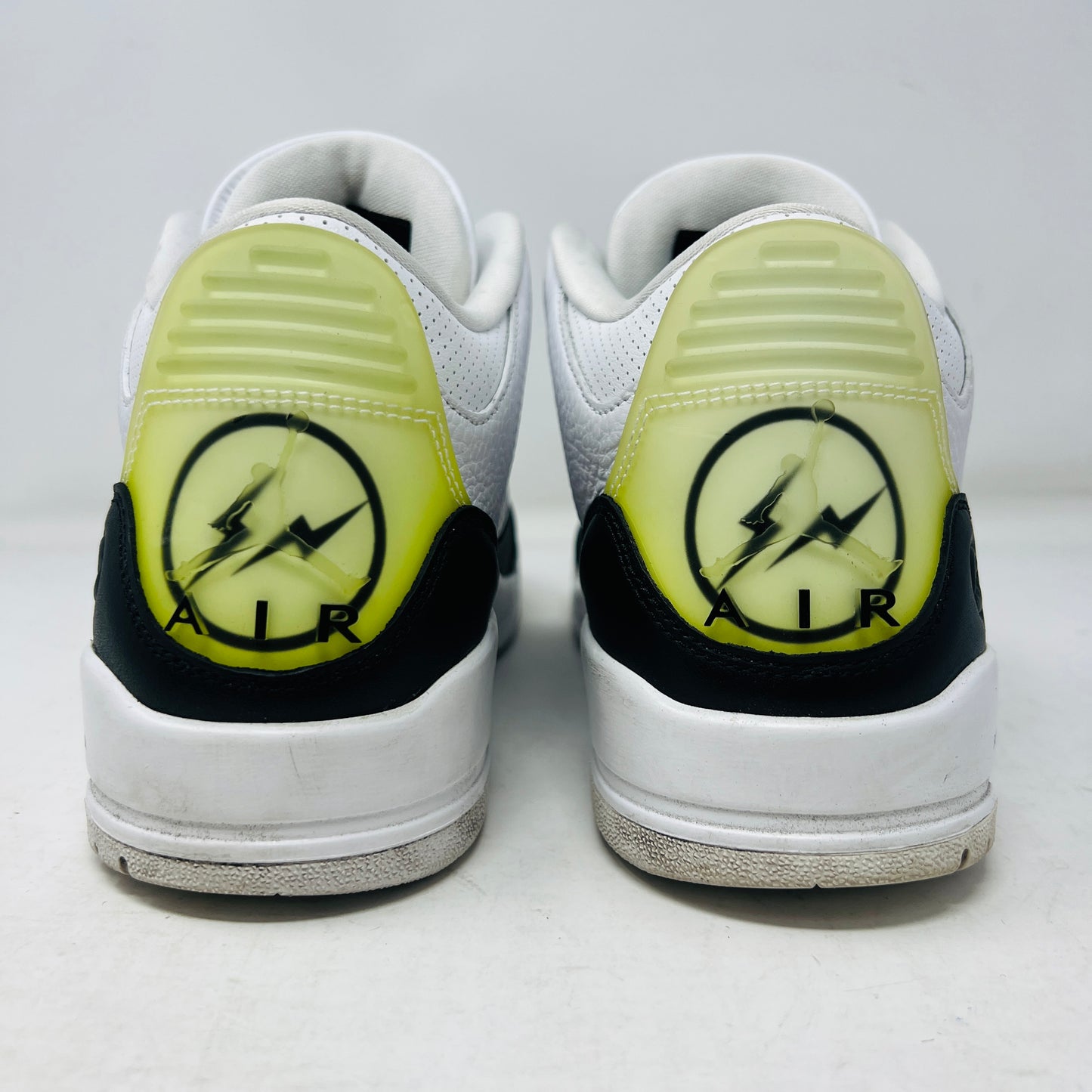Jordan 3 Retro Fragment
