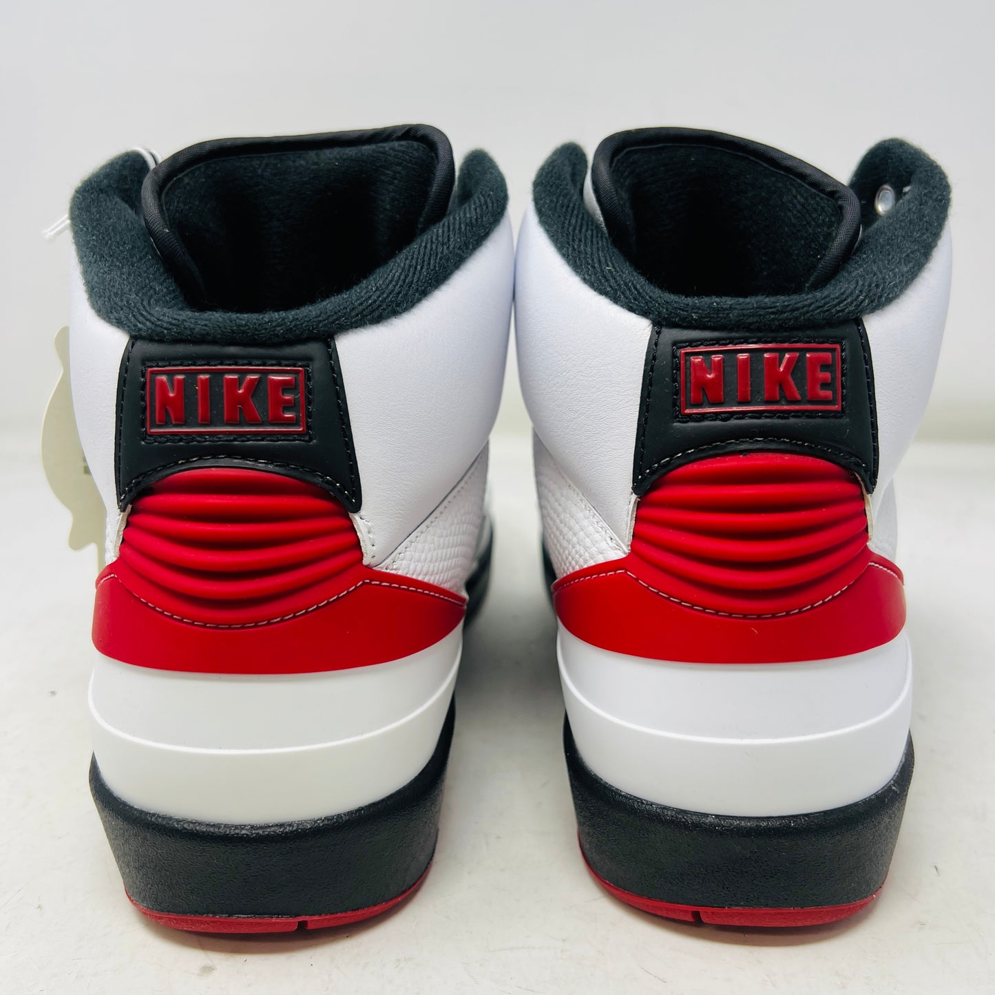 Jordan 2 Retro OG Chicago (2022)