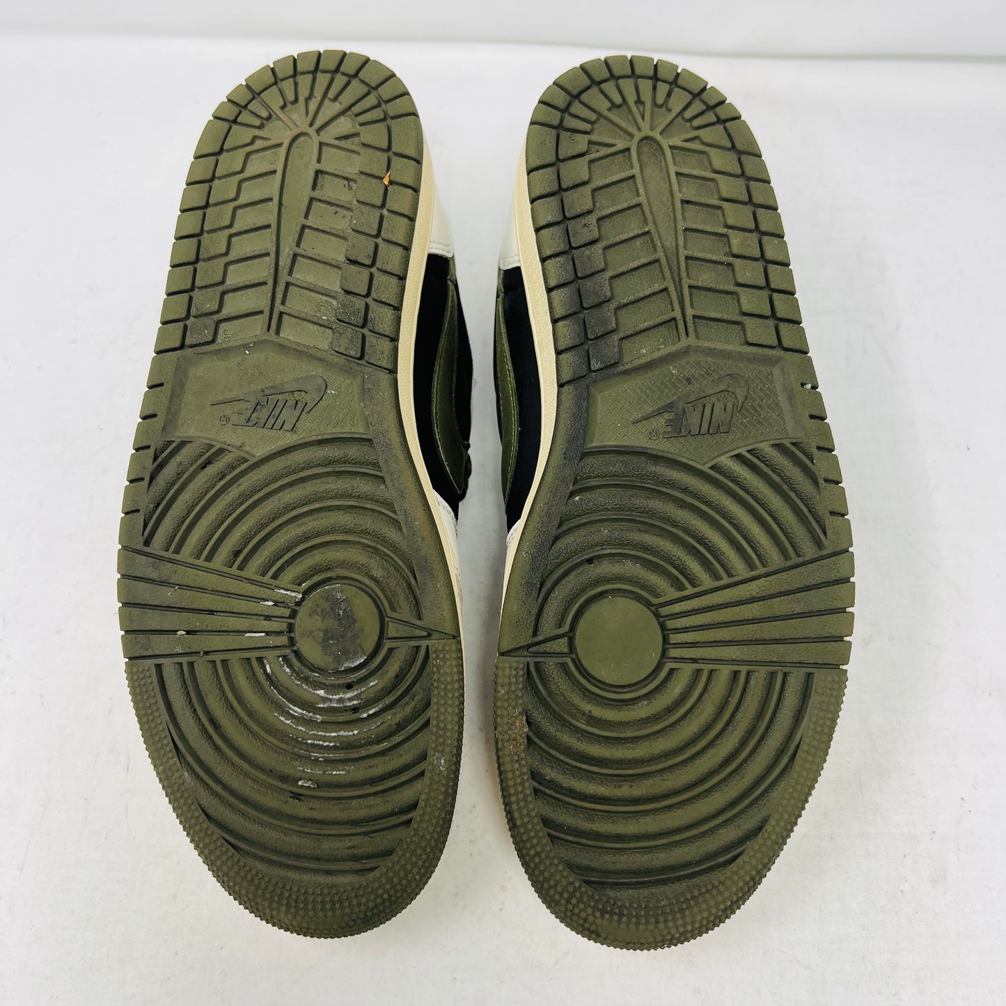 Jordan 1 Retro Low OG SP Travis Scott Olive (Women's)