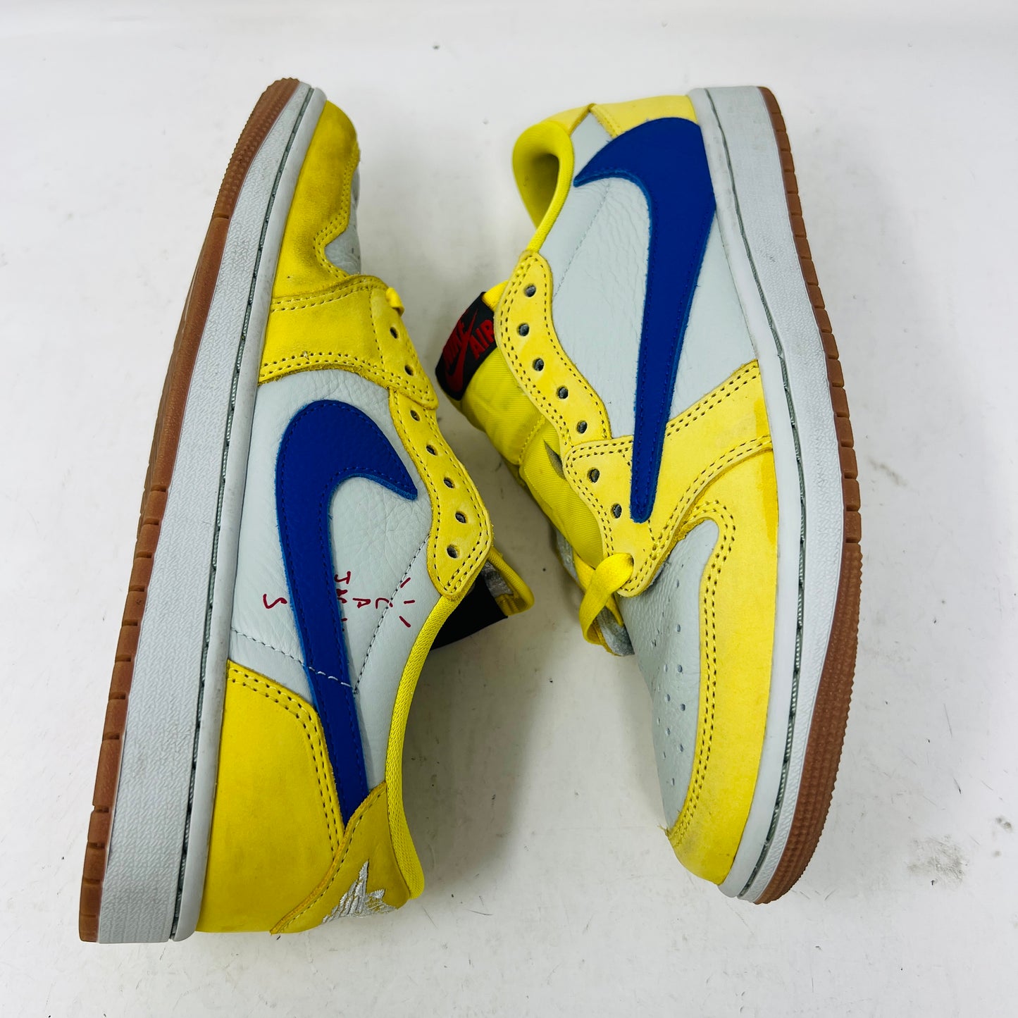 Jordan 1 Retro Low OG SP Travis Scott Canary (Women's)