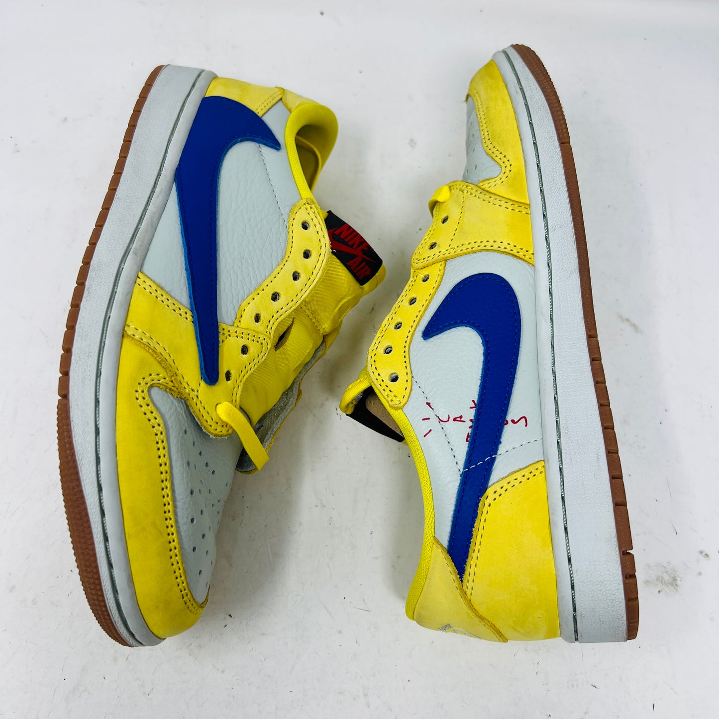 Jordan 1 Retro Low OG SP Travis Scott Canary (Women's)