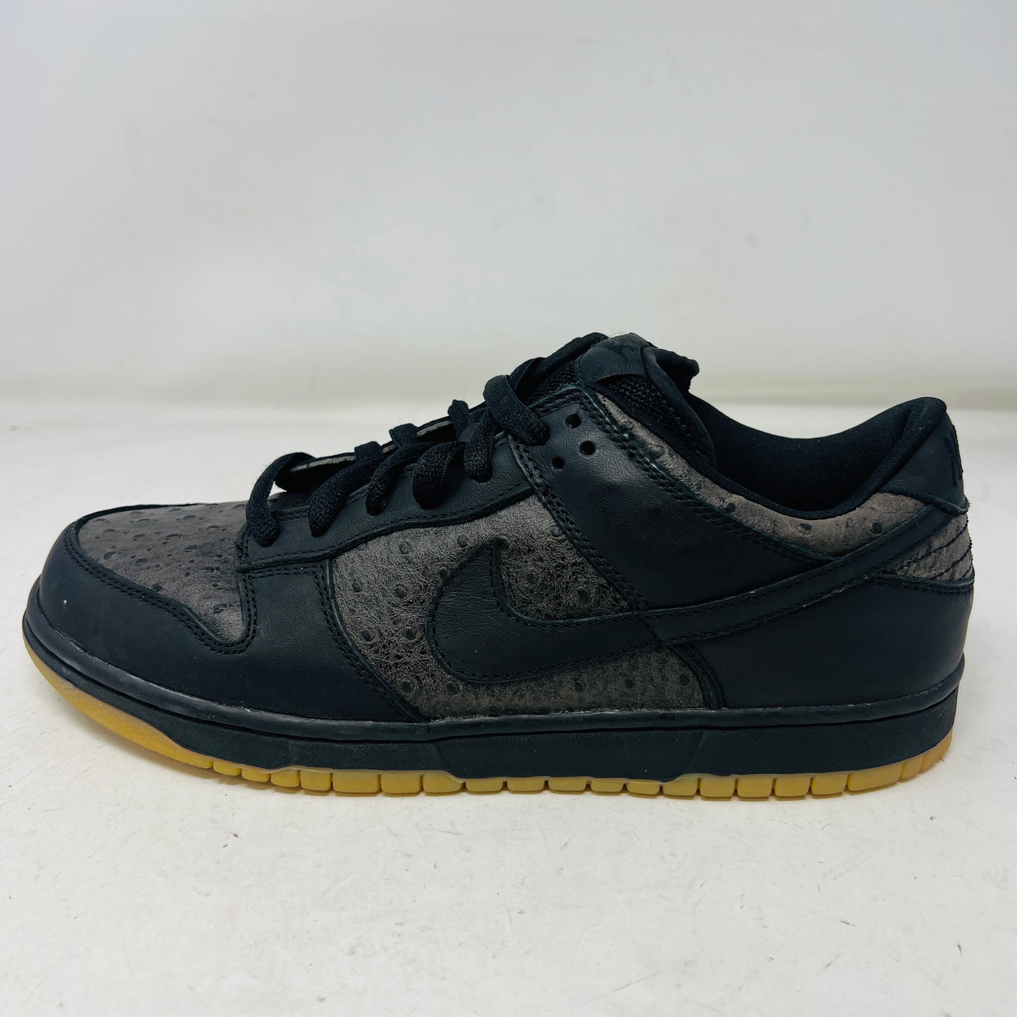 Nike SB Dunk Low Ostrich