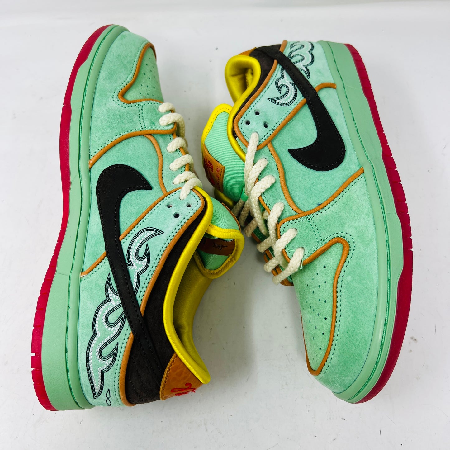 Nike SB Dunk Low Rodeo Tourmaline