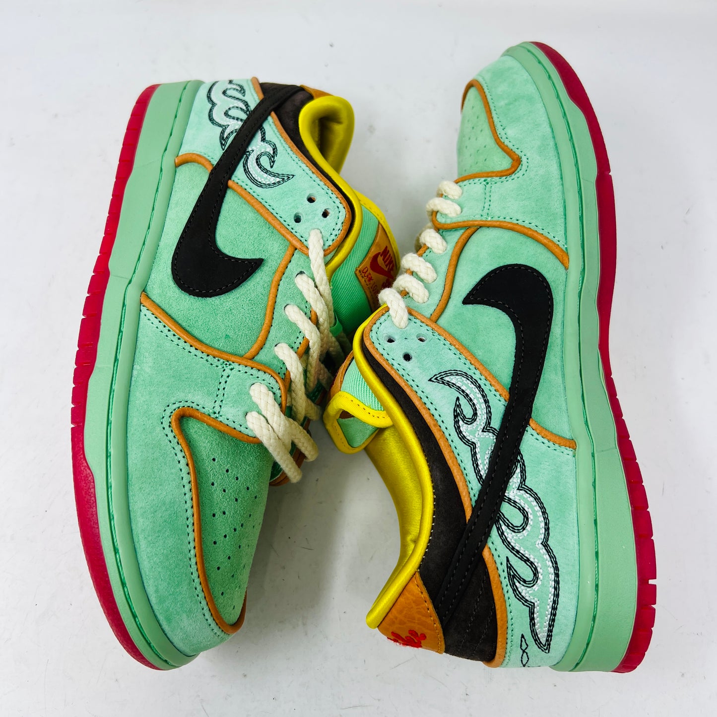 Nike SB Dunk Low Rodeo Tourmaline