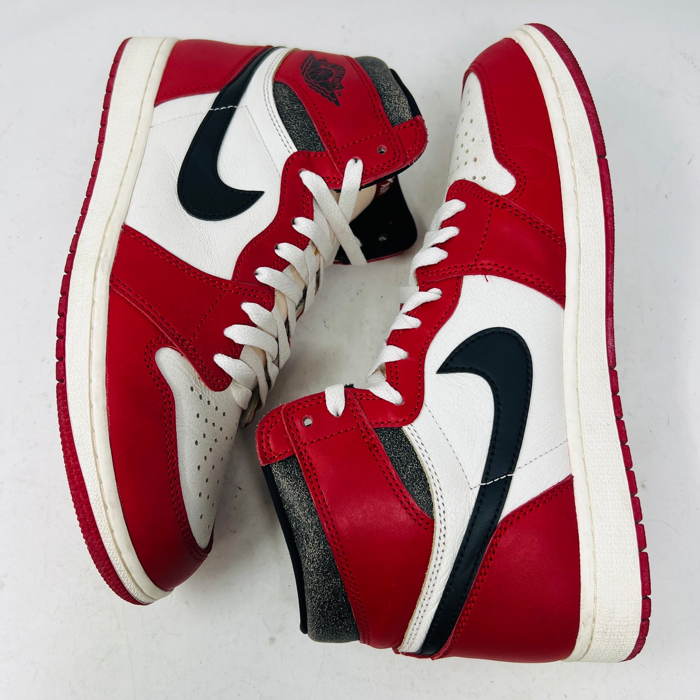 Jordan 1 Retro High OG Chicago Lost and Found