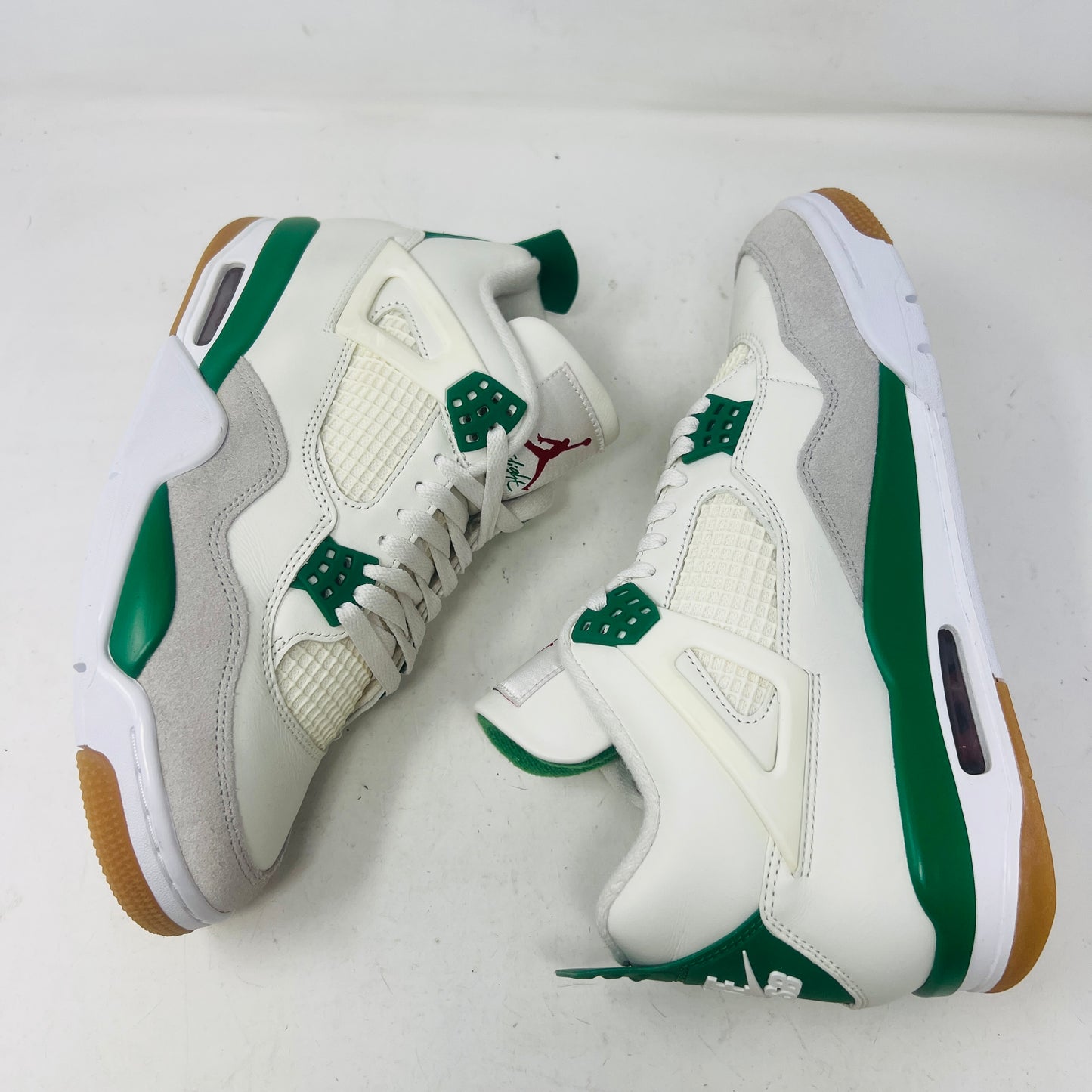 Jordan 4 Retro SB Pine Green