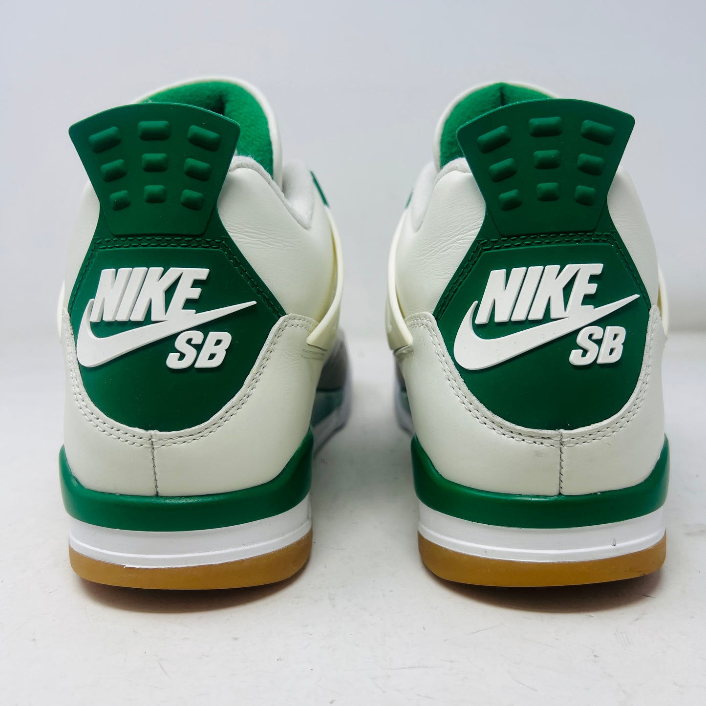 Jordan 4 Retro SB Pine Green