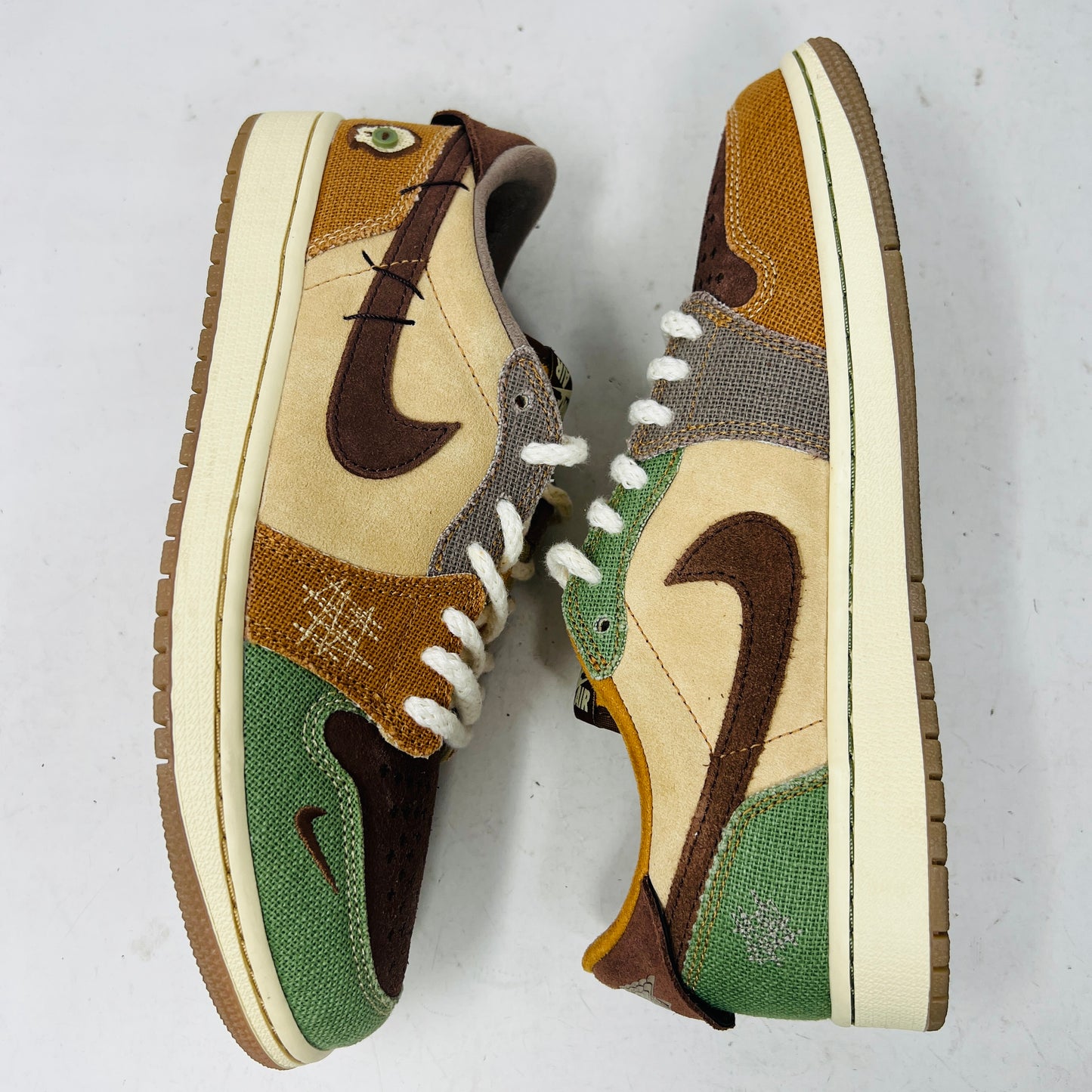 Jordan 1 Retro Low OG Zion Williamson Voodoo