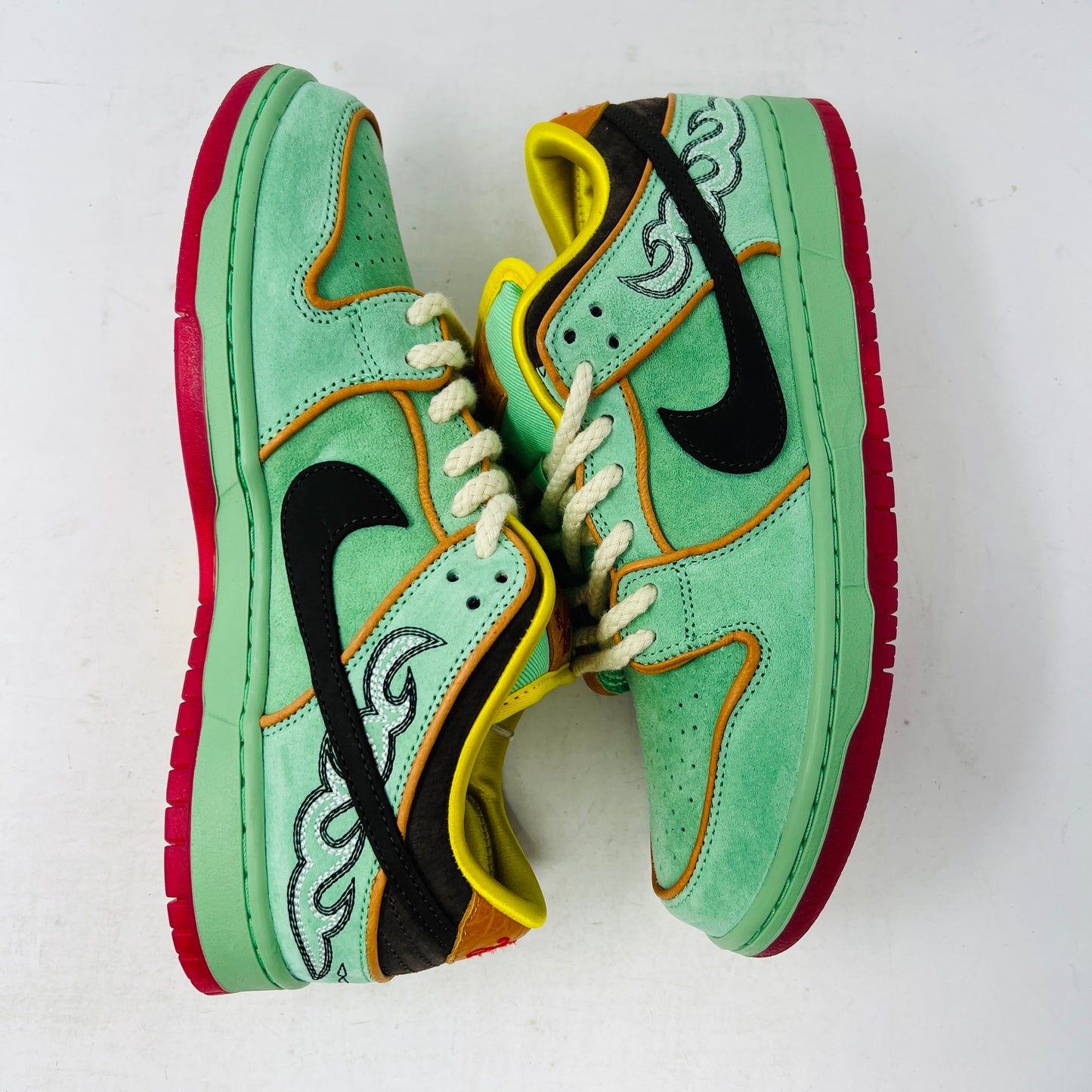Nike SB Dunk Low Rodeo Tourmaline