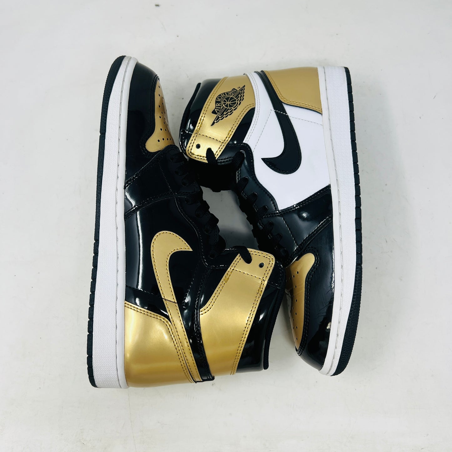 Jordan 1 Retro High NRG Patent Gold Toe