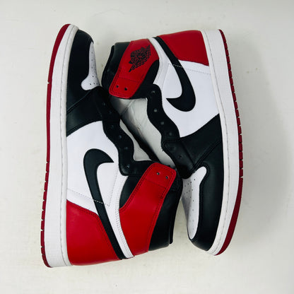 Jordan 1 Retro Black Toe (2016)