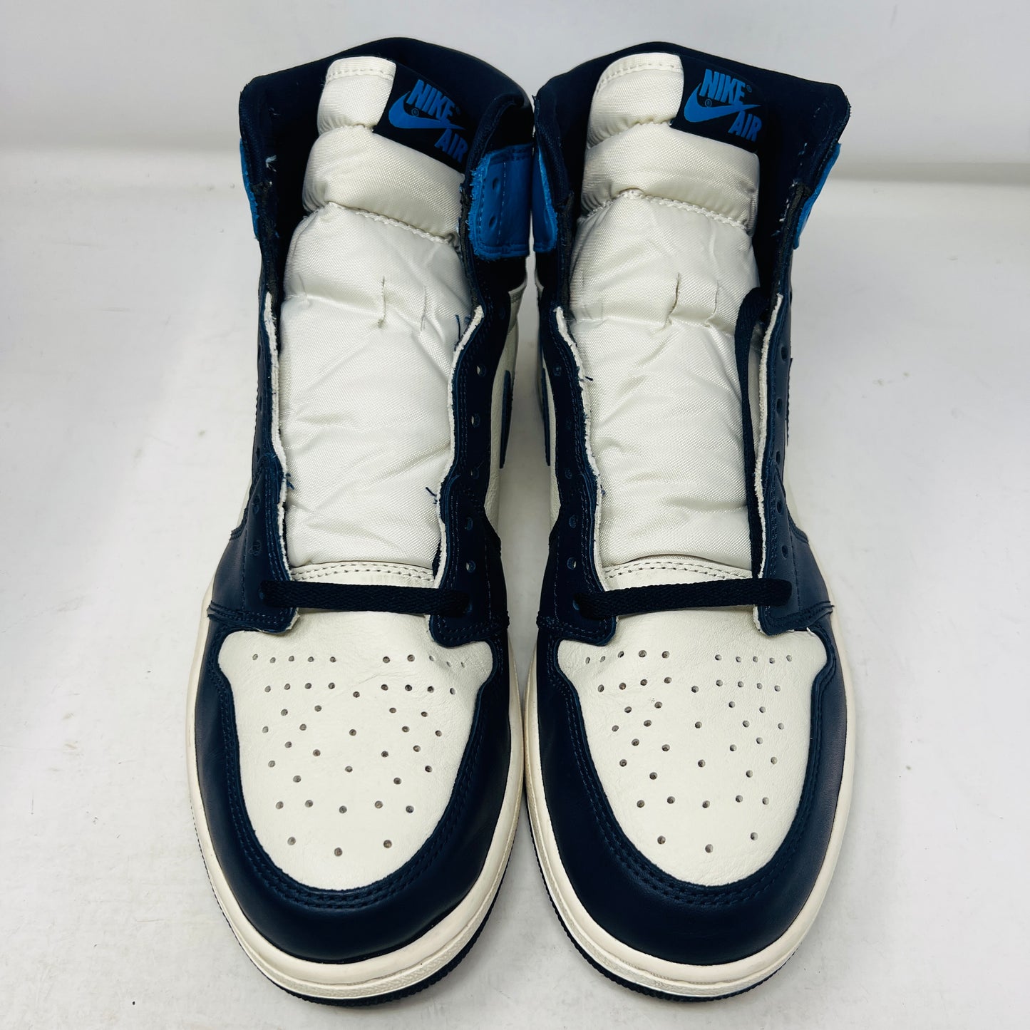 Jordan 1 Retro High Obsidian