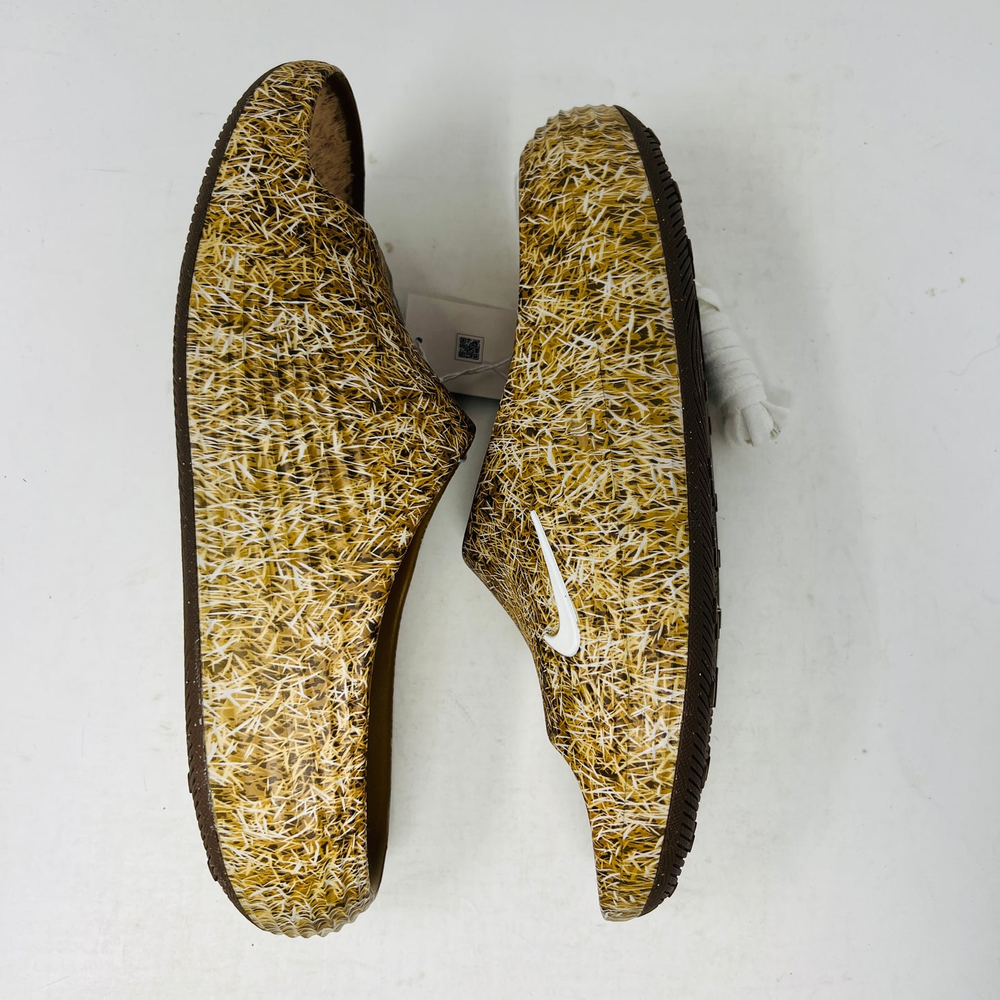 Nike ReactX Rejuven8 Slide .SWOOSH Touch Grass Wheat