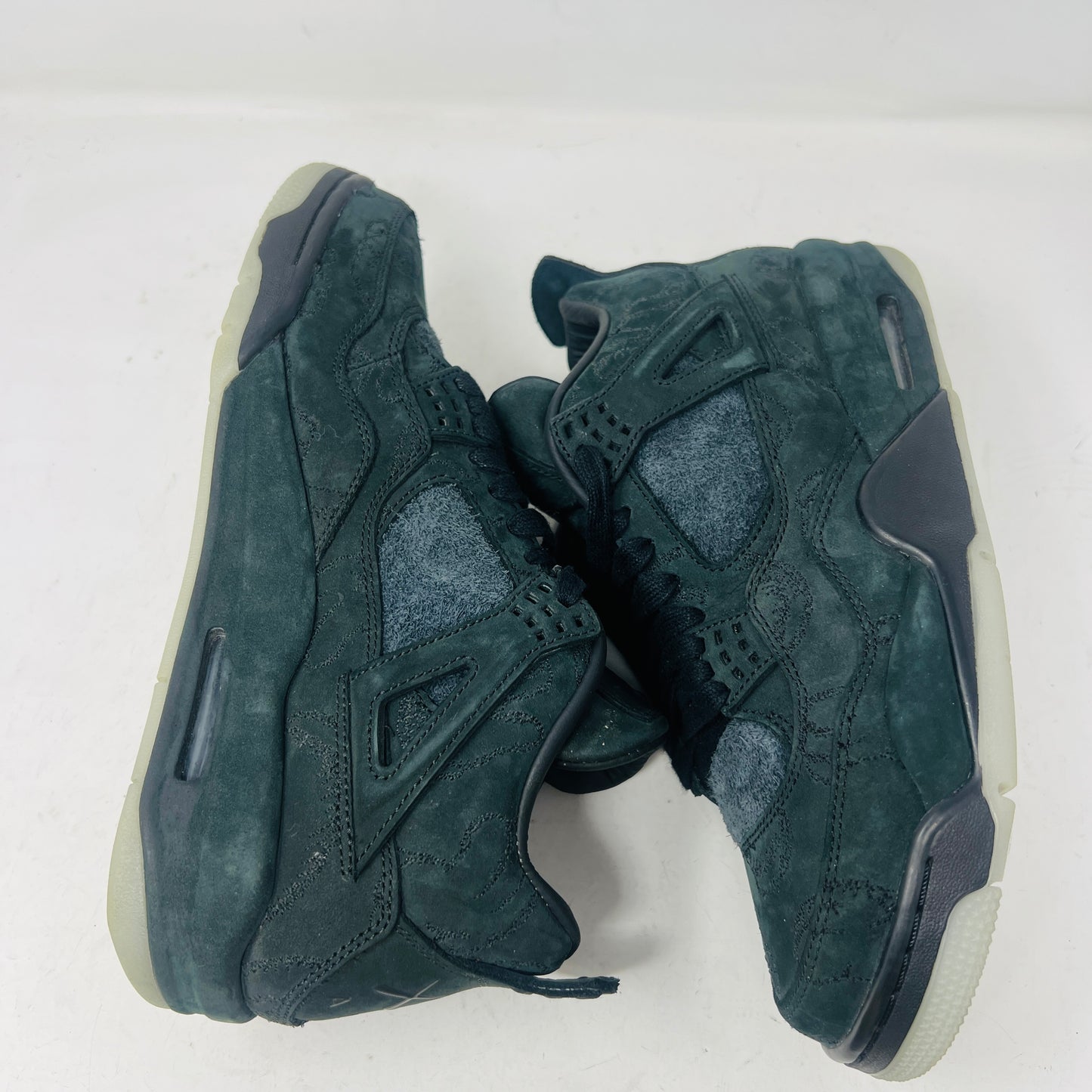 Jordan 4 Retro Kaws Black