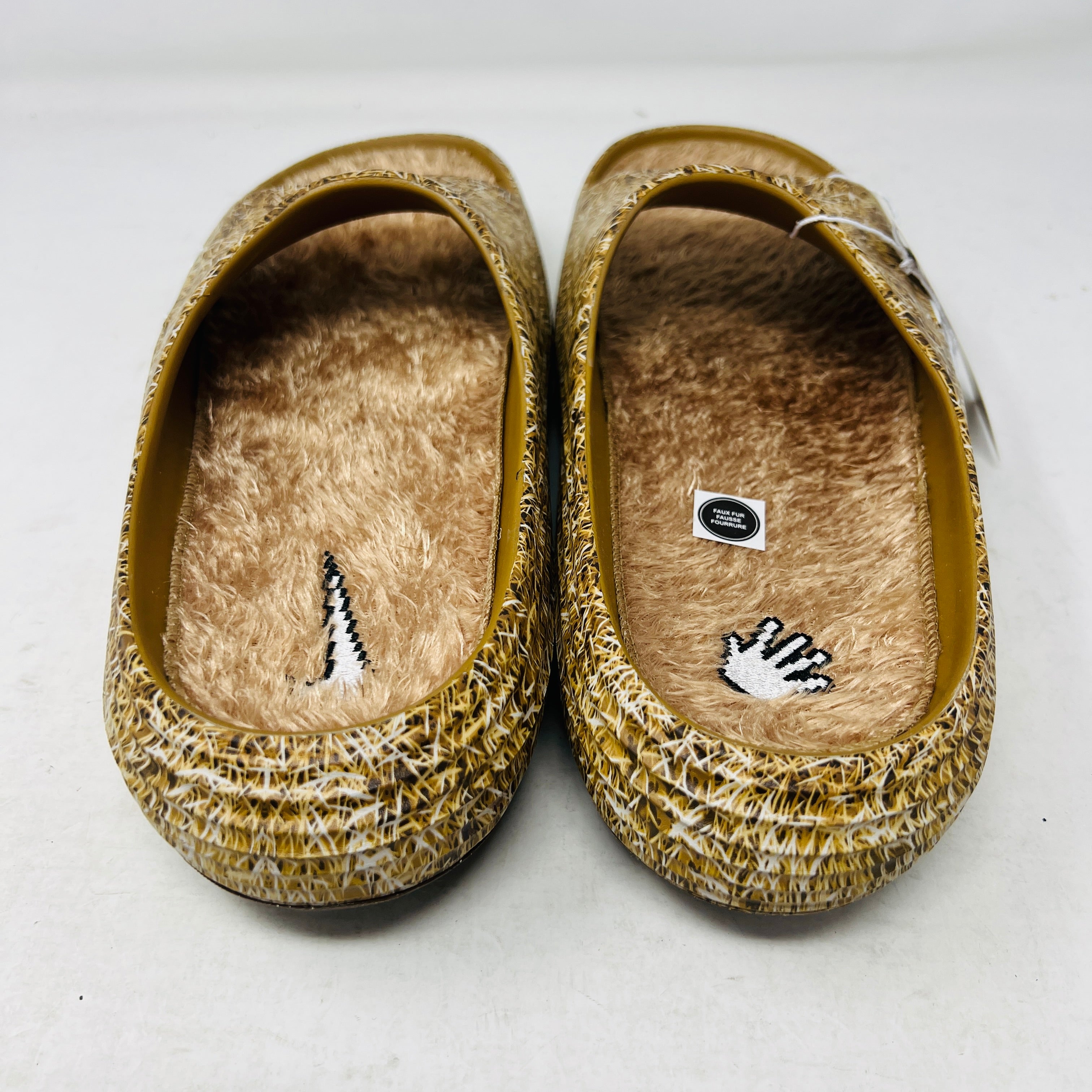 Nike ReactX Rejuven8 Slide .SWOOSH Touch Grass Wheat – Holy Ground