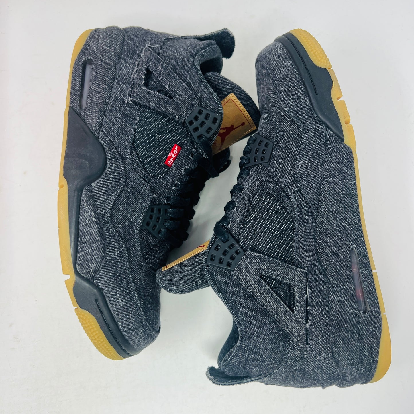Jordan 4 Retro Levi's Black (Levi's Tag)