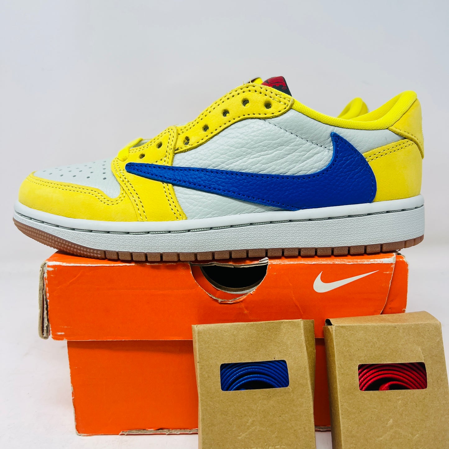 Jordan 1 Retro Low OG SP Travis Scott Canary (Women's)