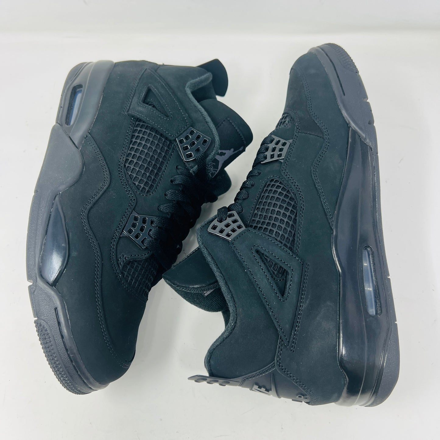 Jordan 4 Retro Black Cat (2025)