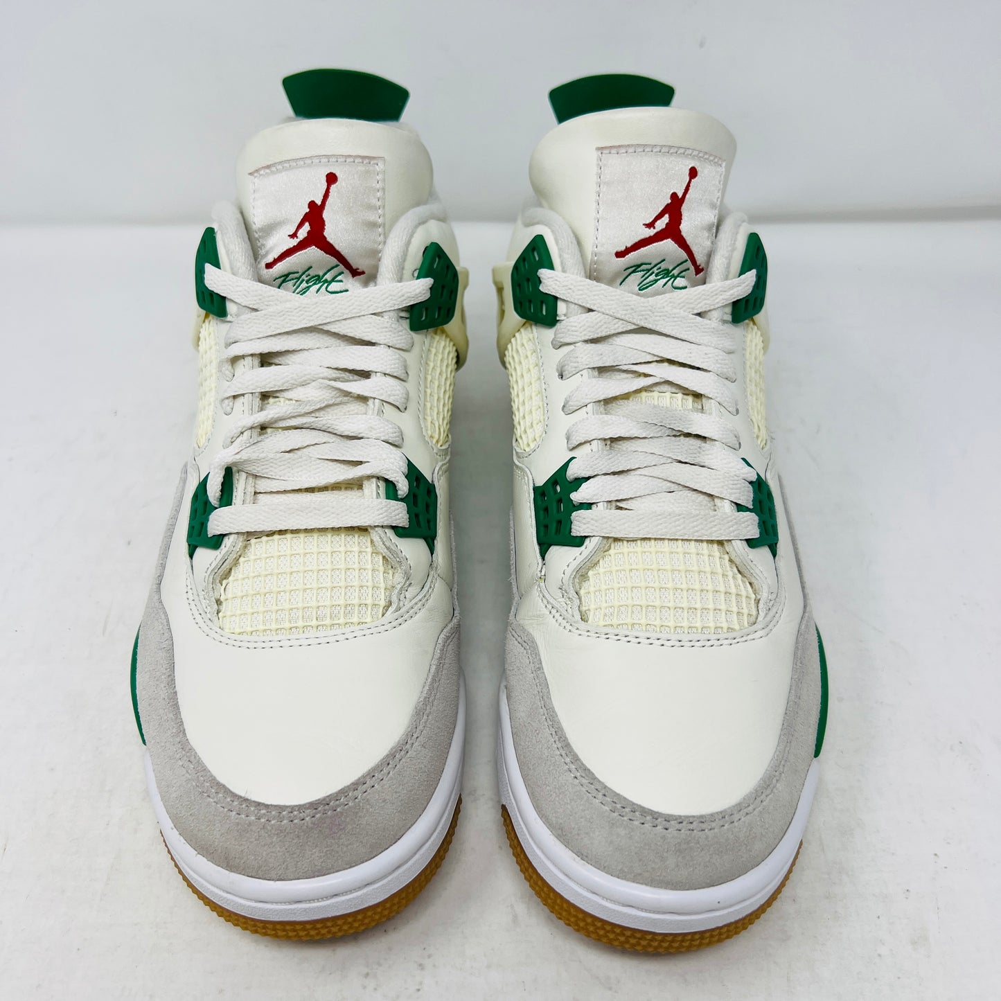 Jordan 4 Retro SB Pine Green