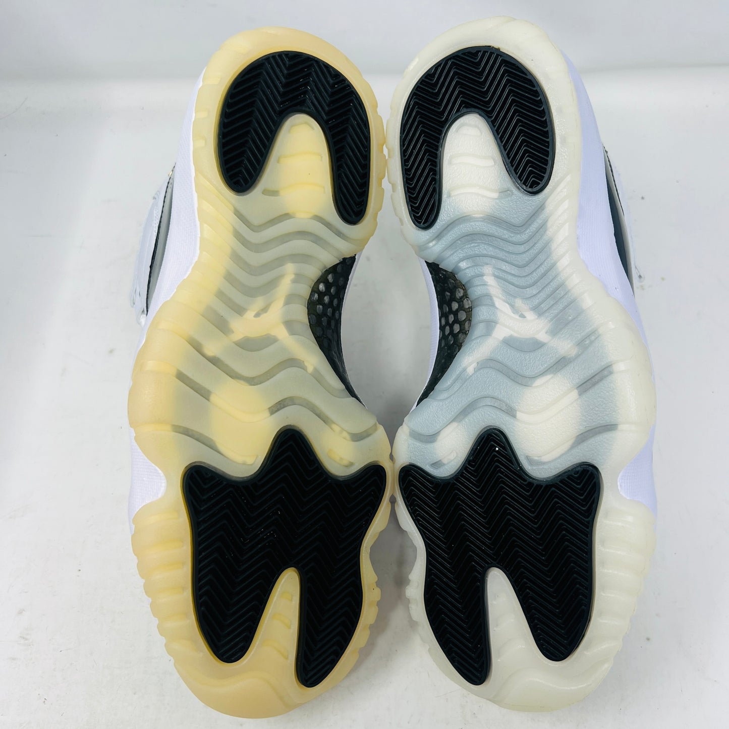 Jordan 11 Retro DMP Gratitude (2023)
