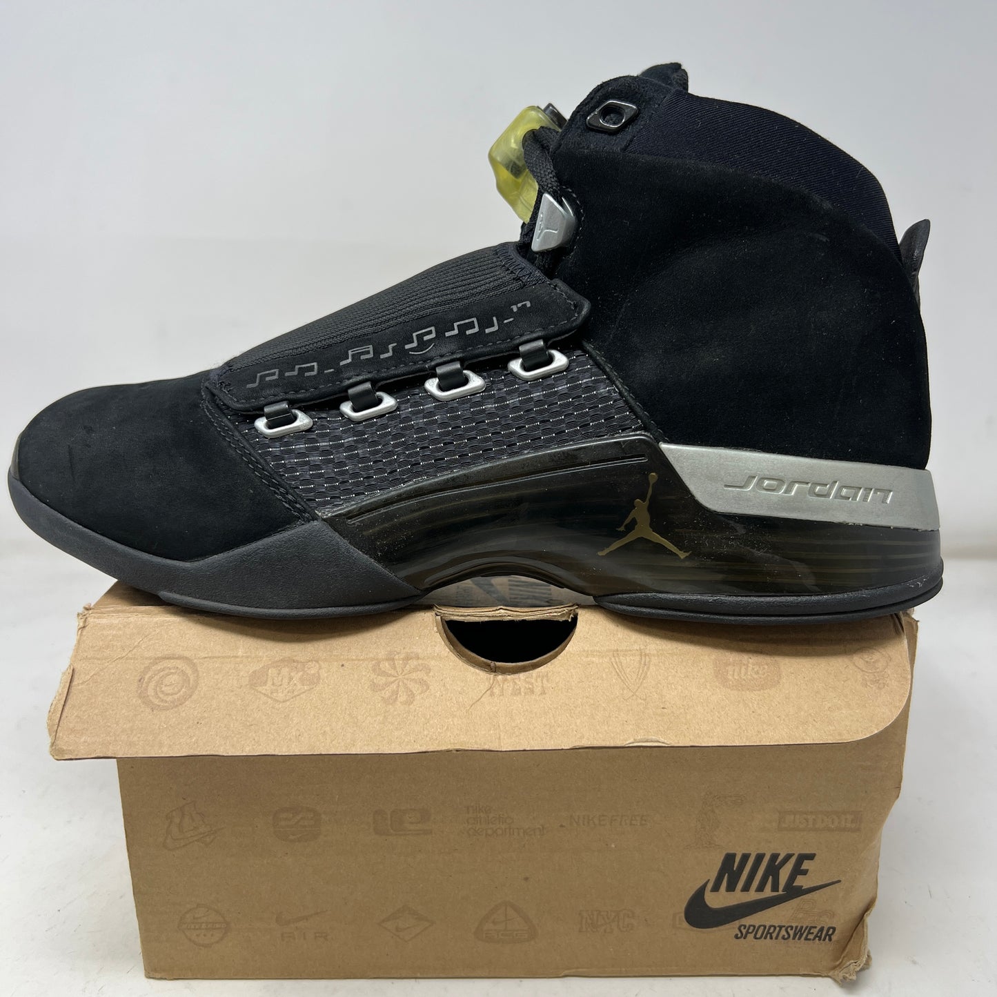Jordan 17 Retro Black Silver CDP (2008)