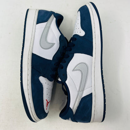Jordan 1 Low SB Midnight Navy