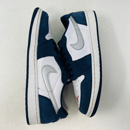 Jordan 1 Low SB Midnight Navy