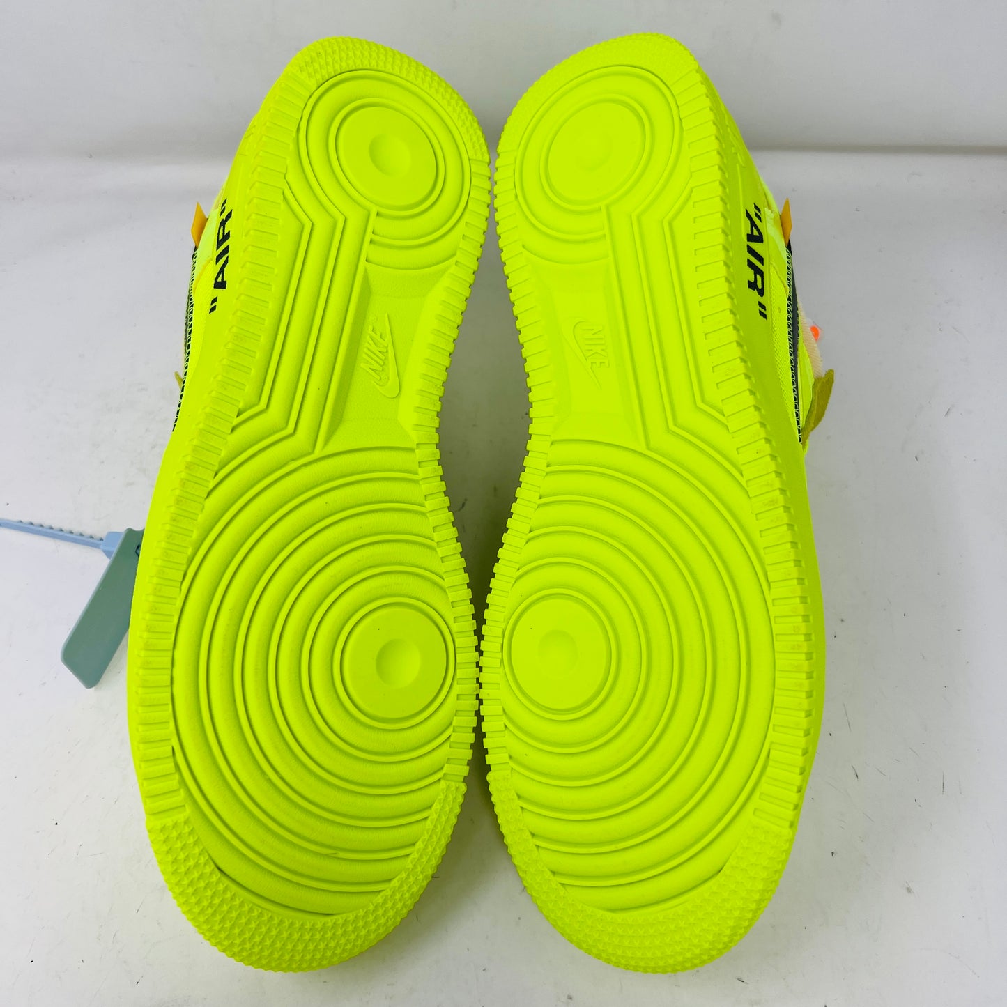 Nike Air Force 1 Low Off-White Volt