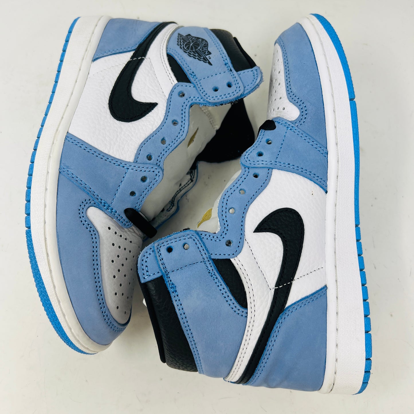 Jordan 1 Retro High OG University Blue
