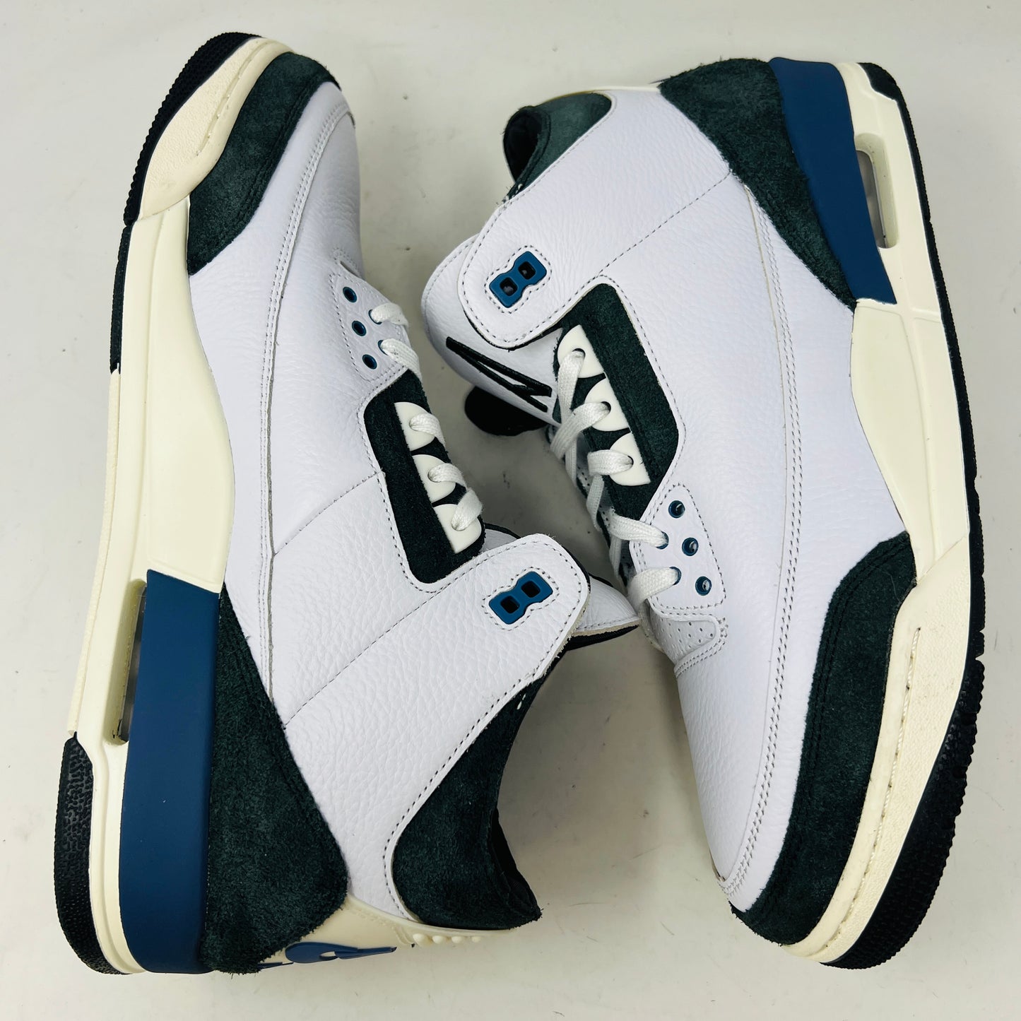 Jordan 3 Retro OG SP A Ma Maniére Diffused Blue