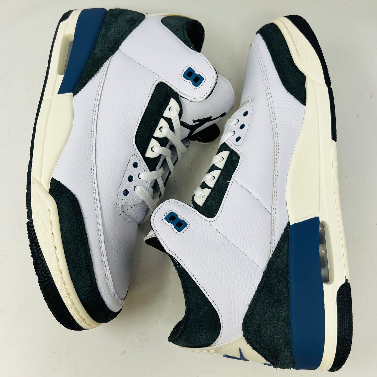 Jordan 3 Retro OG SP A Ma Maniére Diffused Blue