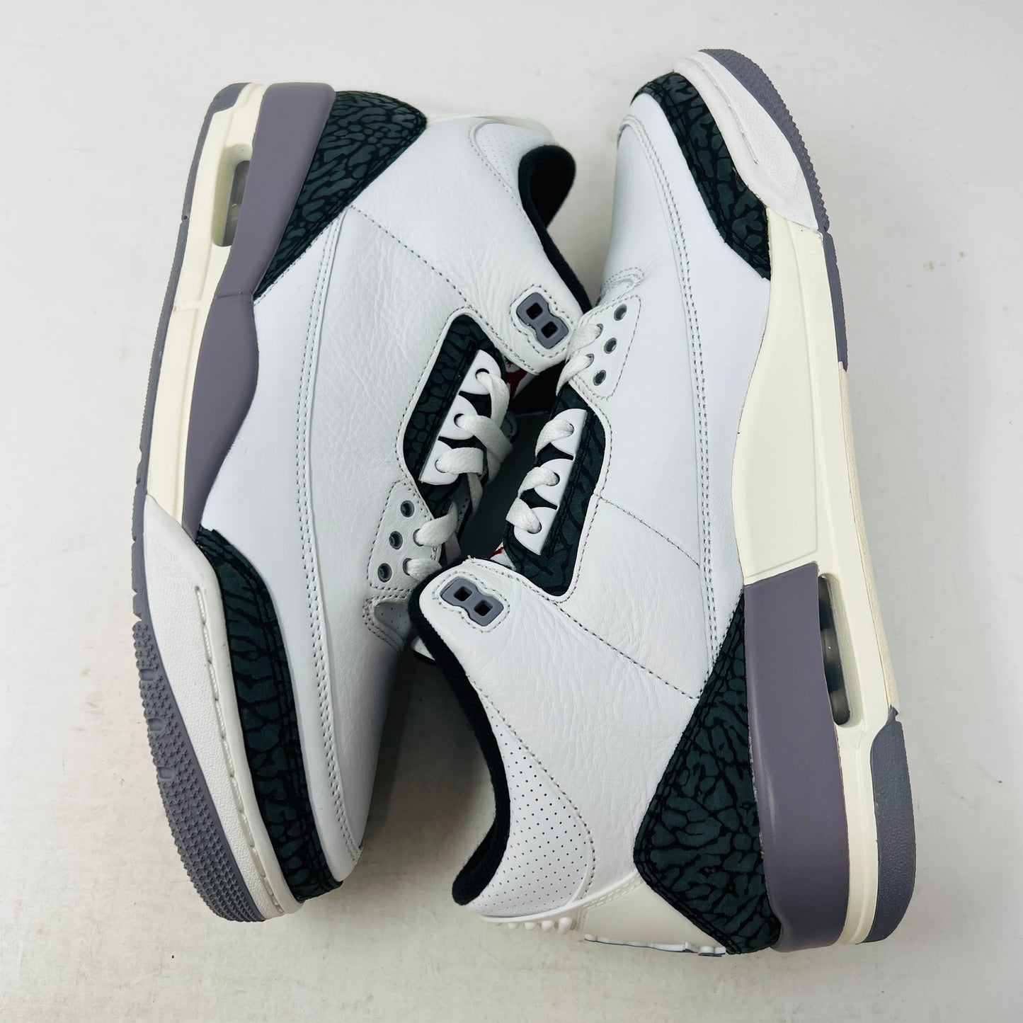 Jordan 3 Retro Cement Grey