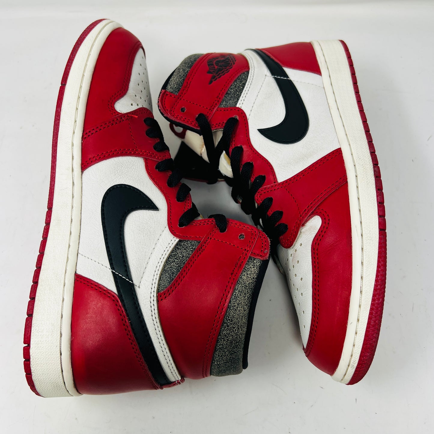 Jordan 1 Retro High OG Chicago Lost and Found