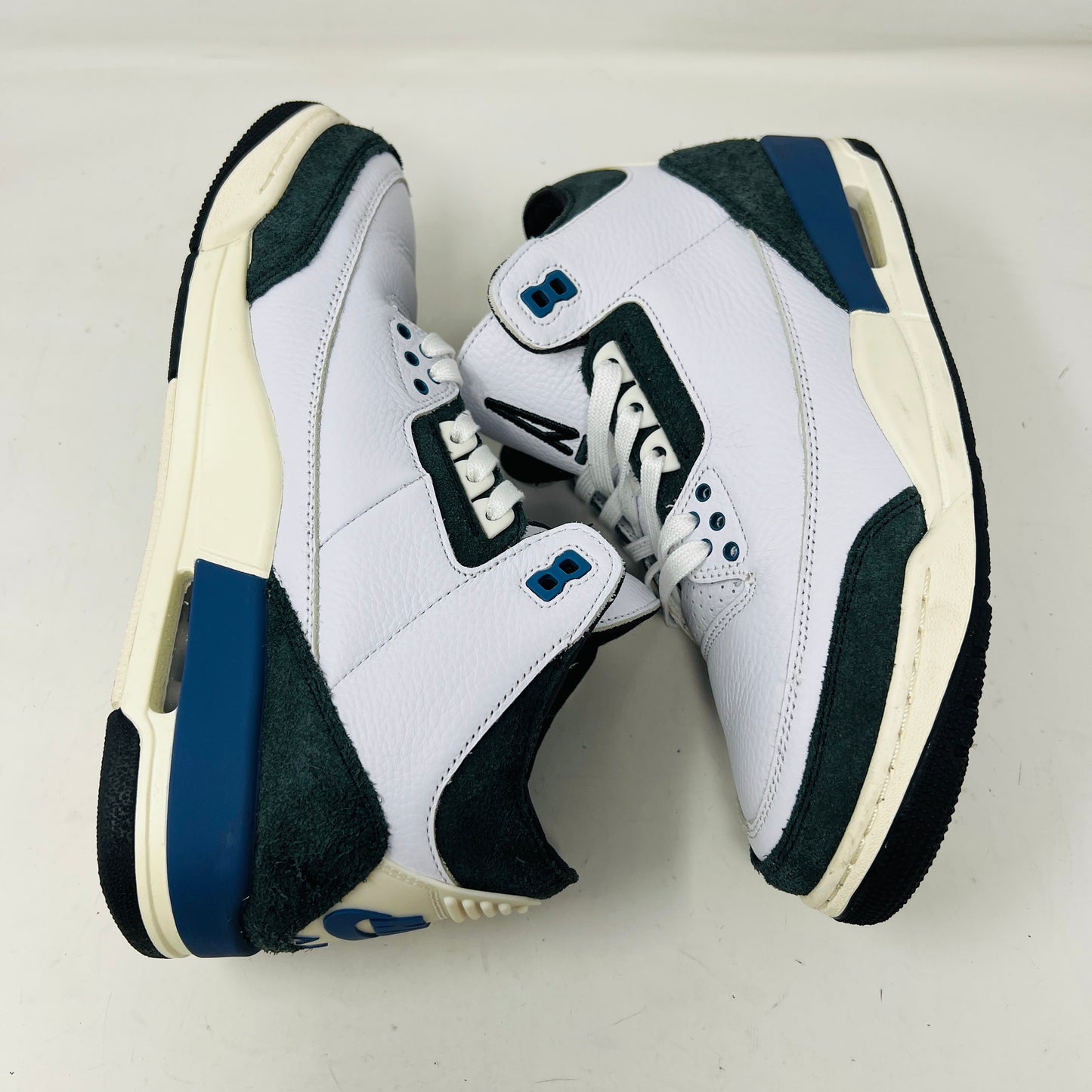 Jordan 3 Retro OG SP A Ma Maniére Diffused Blue