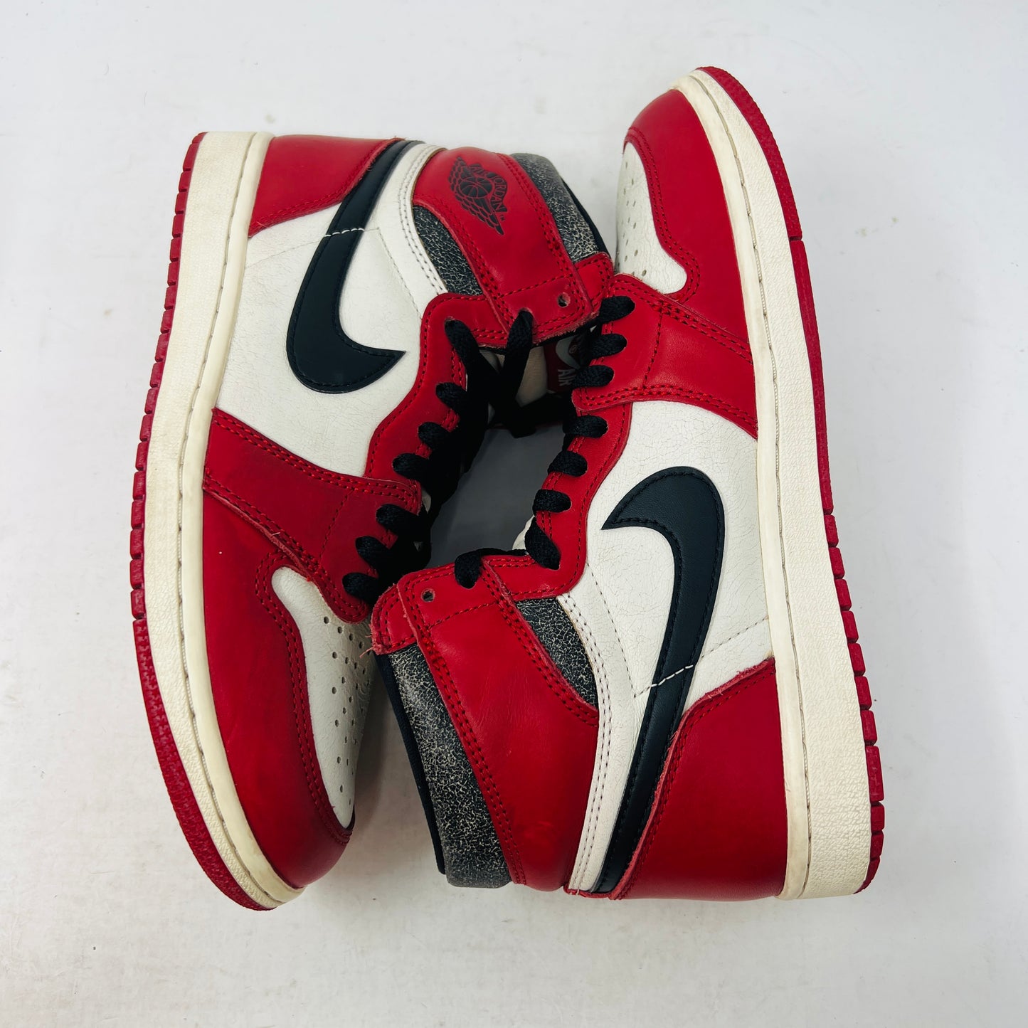 Jordan 1 Retro High OG Chicago Lost and Found