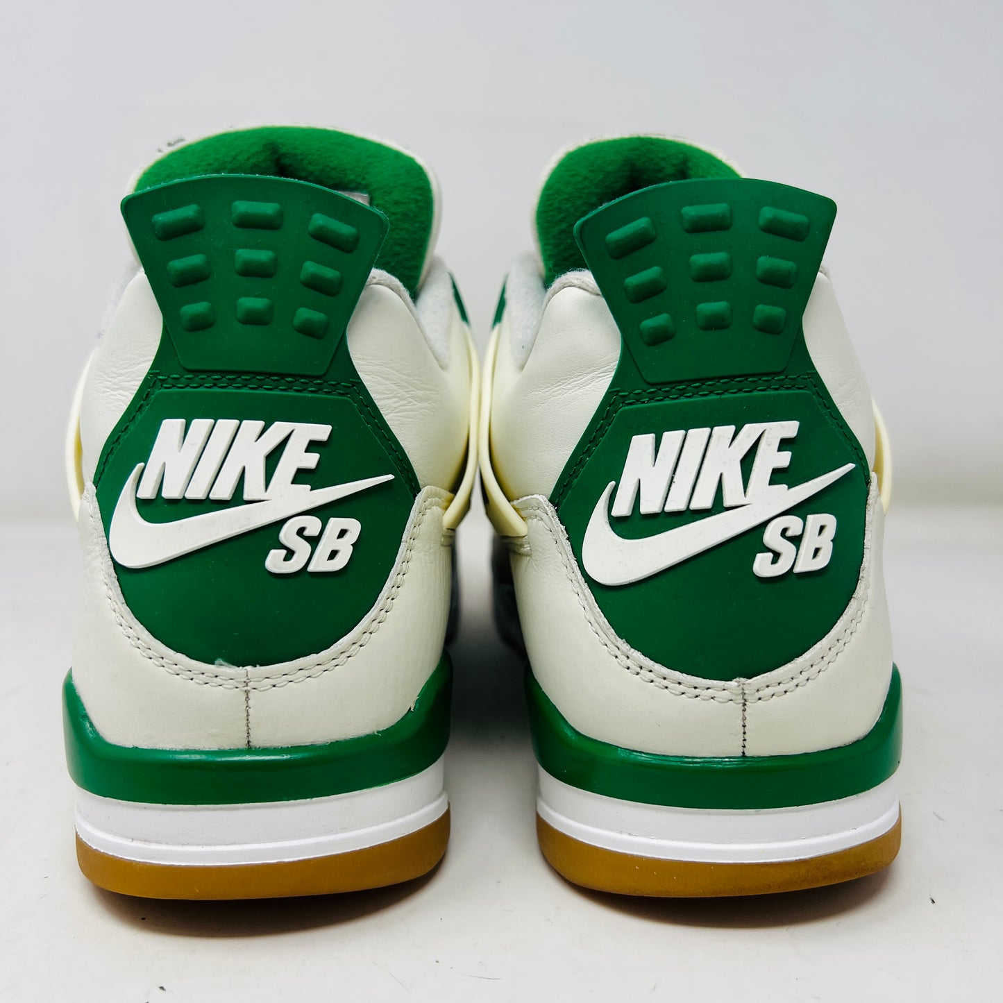 Jordan 4 Retro SB Pine Green