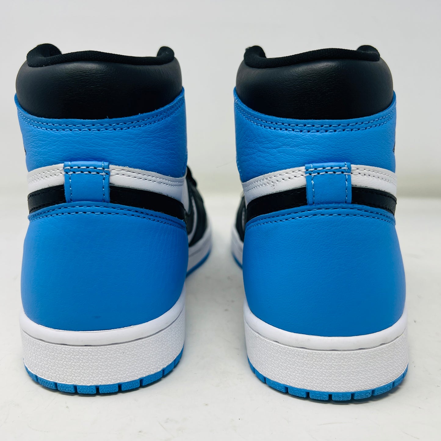 Jordan 1 Retro High OG UNC Toe