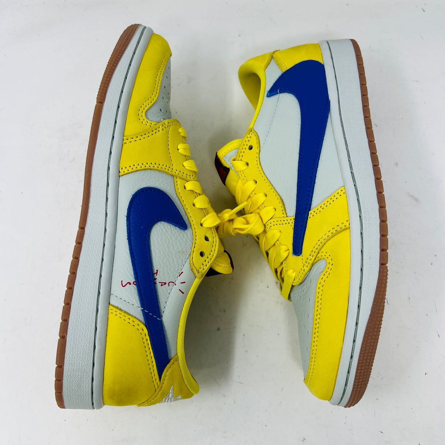 Jordan 1 Retro Low OG SP Travis Scott Canary (Women's)