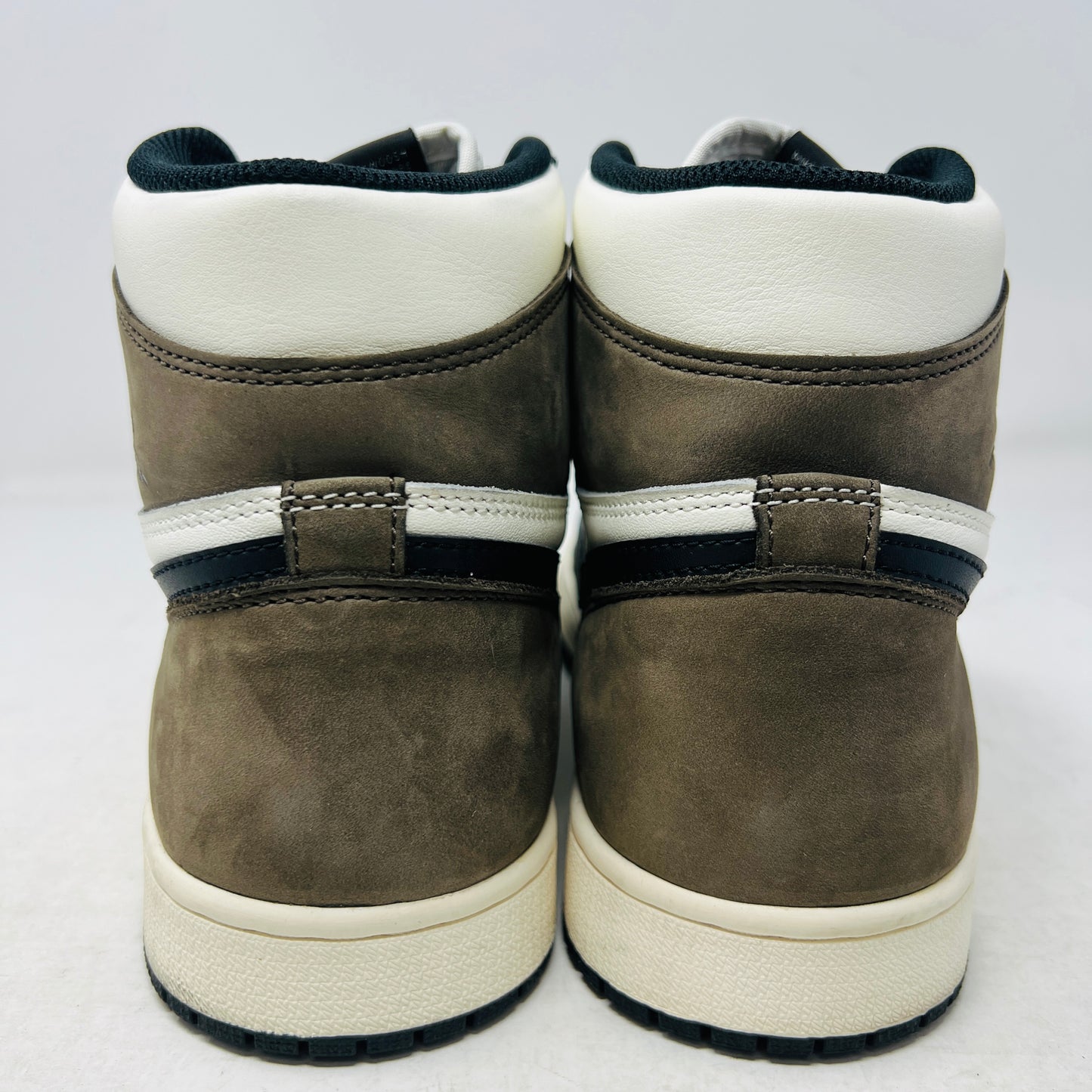 Jordan 1 Retro High Dark Mocha