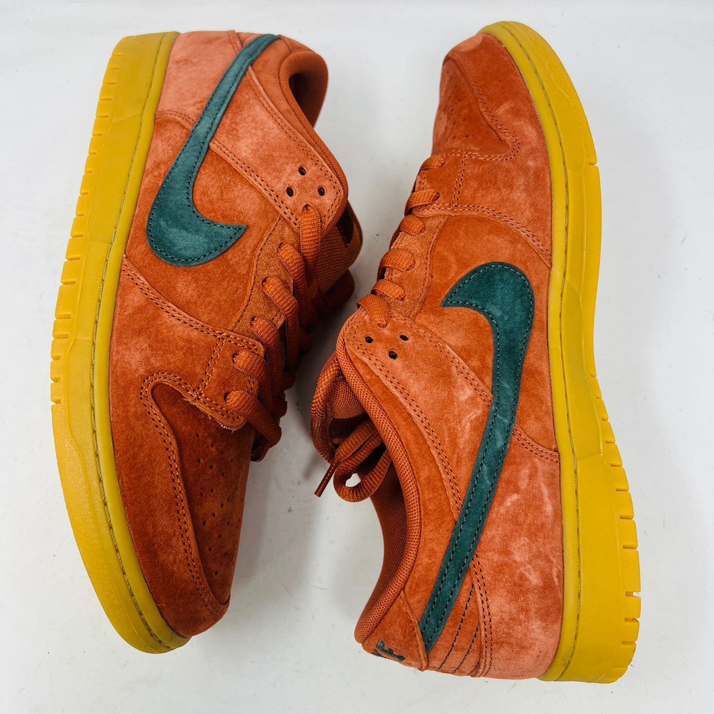 Nike SB Dunk Low Burnt Sunrise