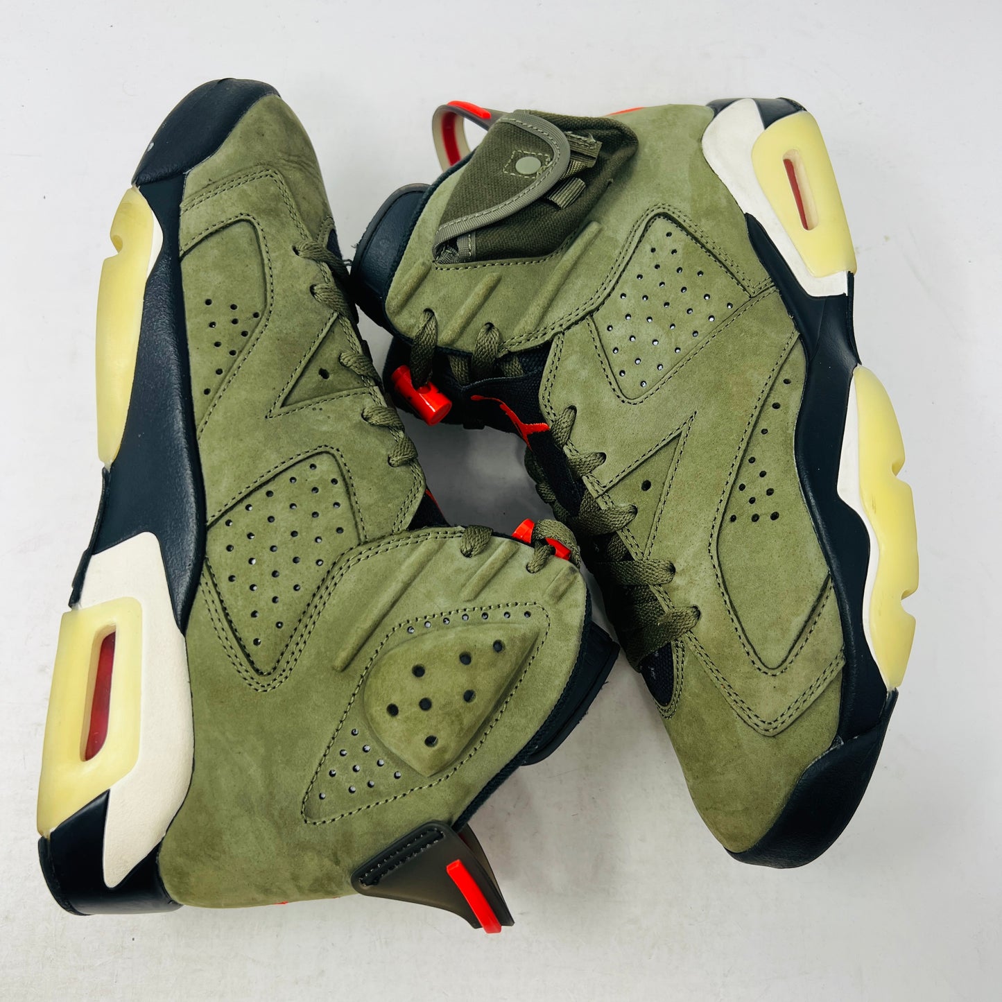 Jordan 6 Retro Travis Scott