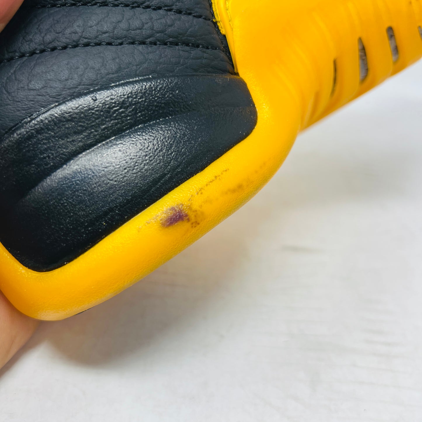 Jordan 12 Retro Black University Gold