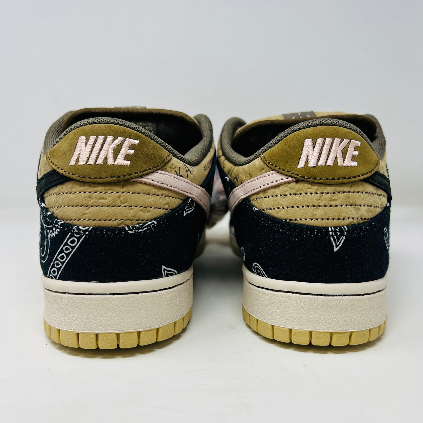 Nike SB Dunk Low Travis Scott (Friends and Family)