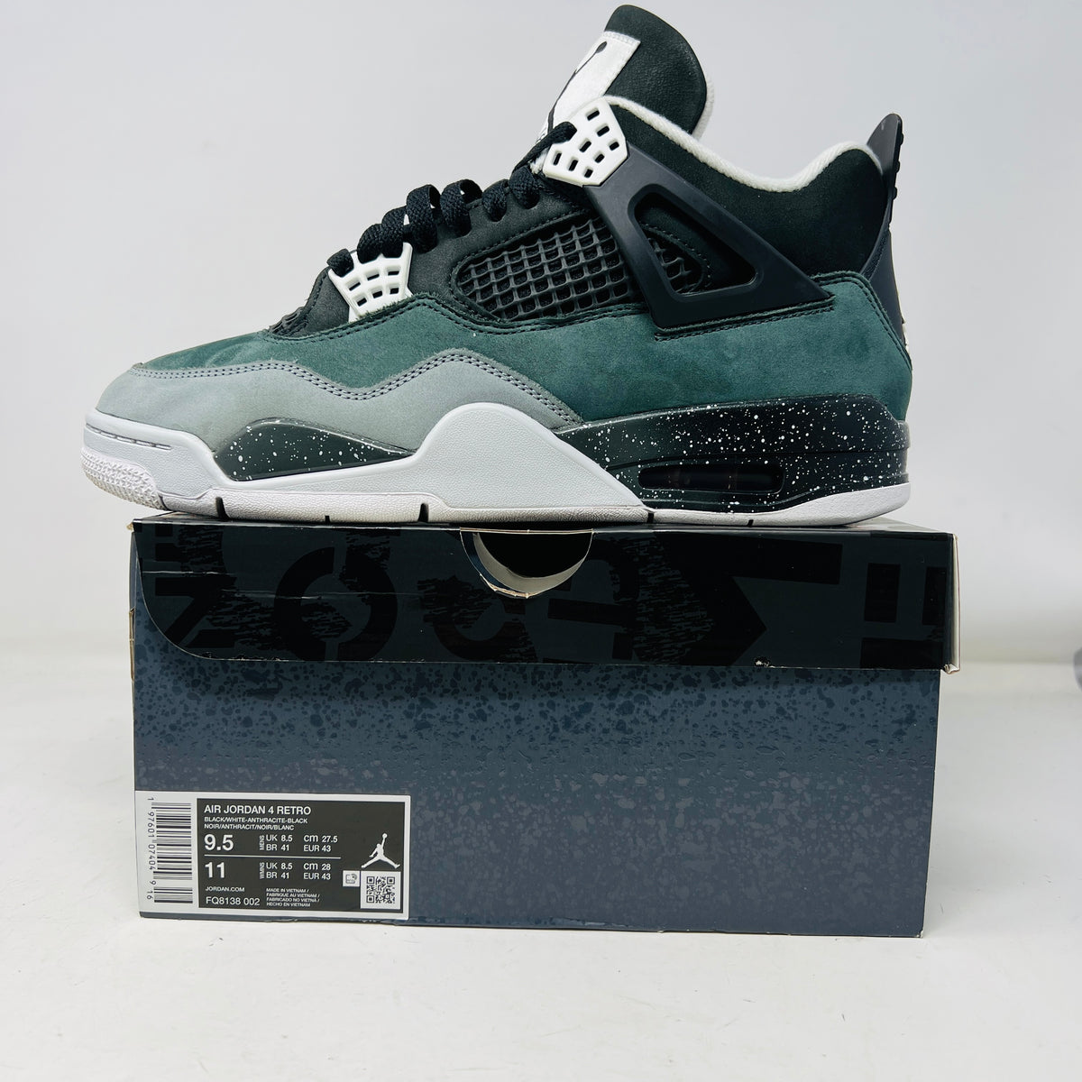 Jordan 4 Retro Fear (2024) – Holy Ground
