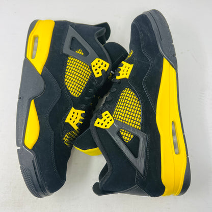 Jordan 4 Retro Thunder (2023)